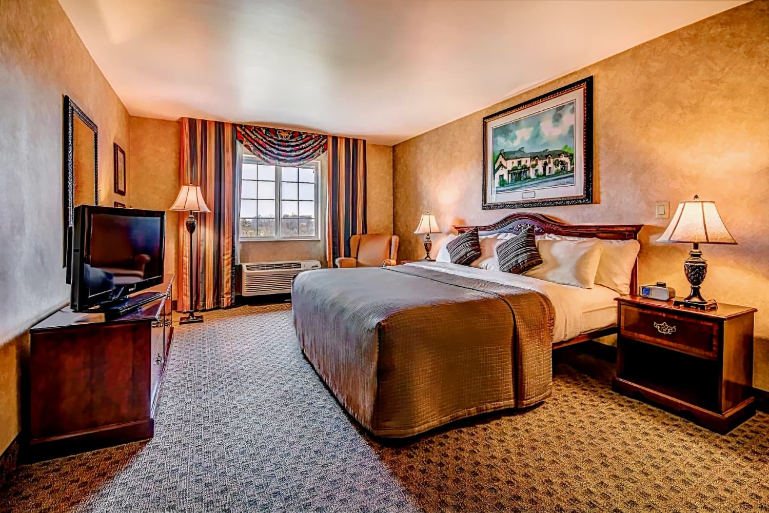 Irish Cottage Inn & Suites