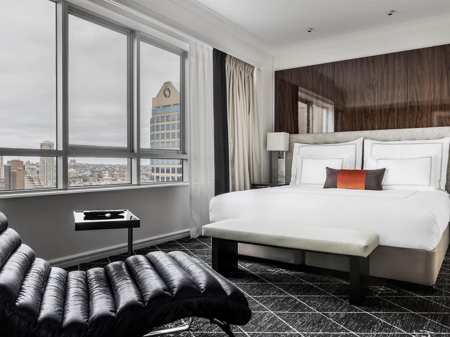 Swissôtel Sydney