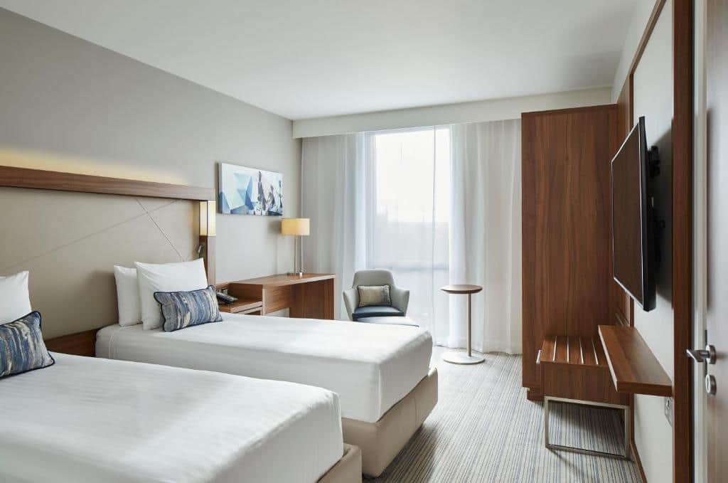 Courtyard by Marriott London City Airport