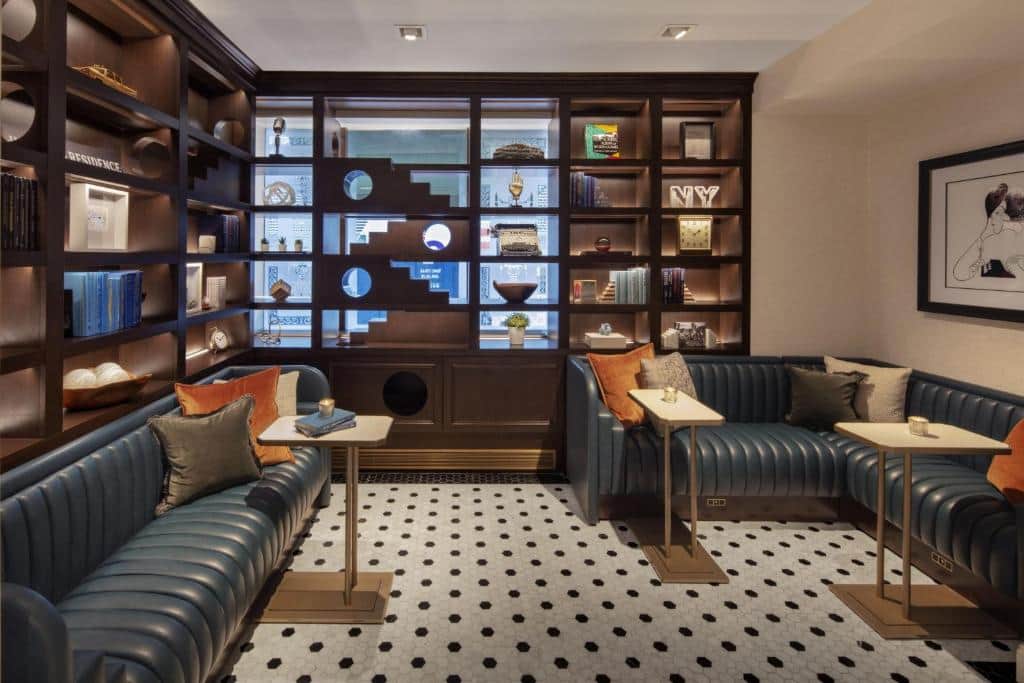 The Algonquin Hotel Times Square, Autograph Collection