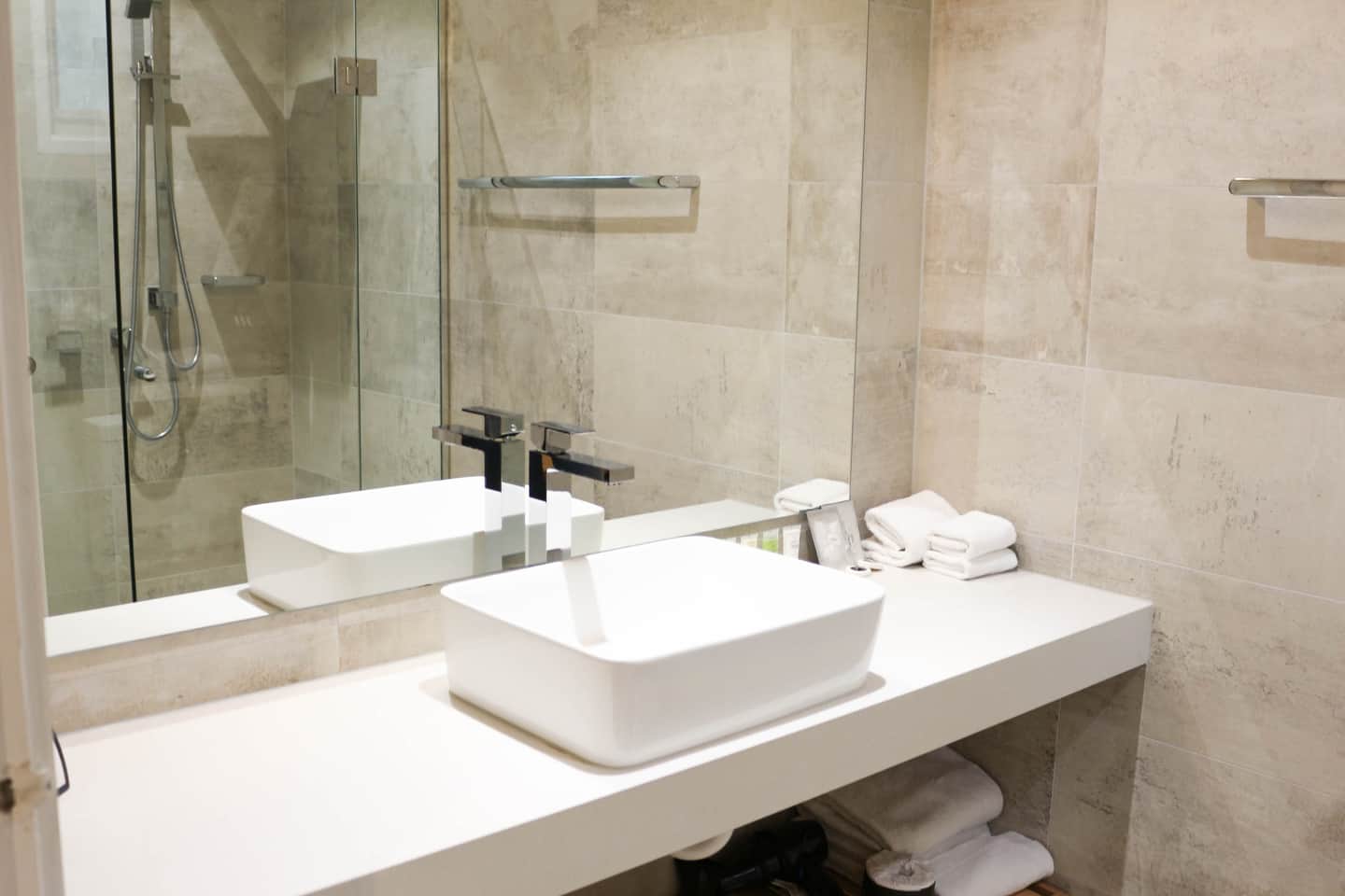 Rowville International Hotel