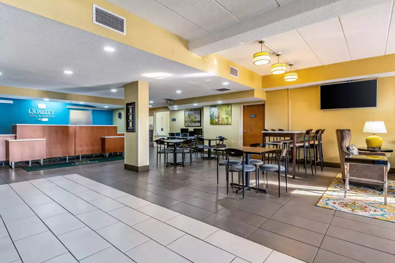Quality Inn & Suites Southport