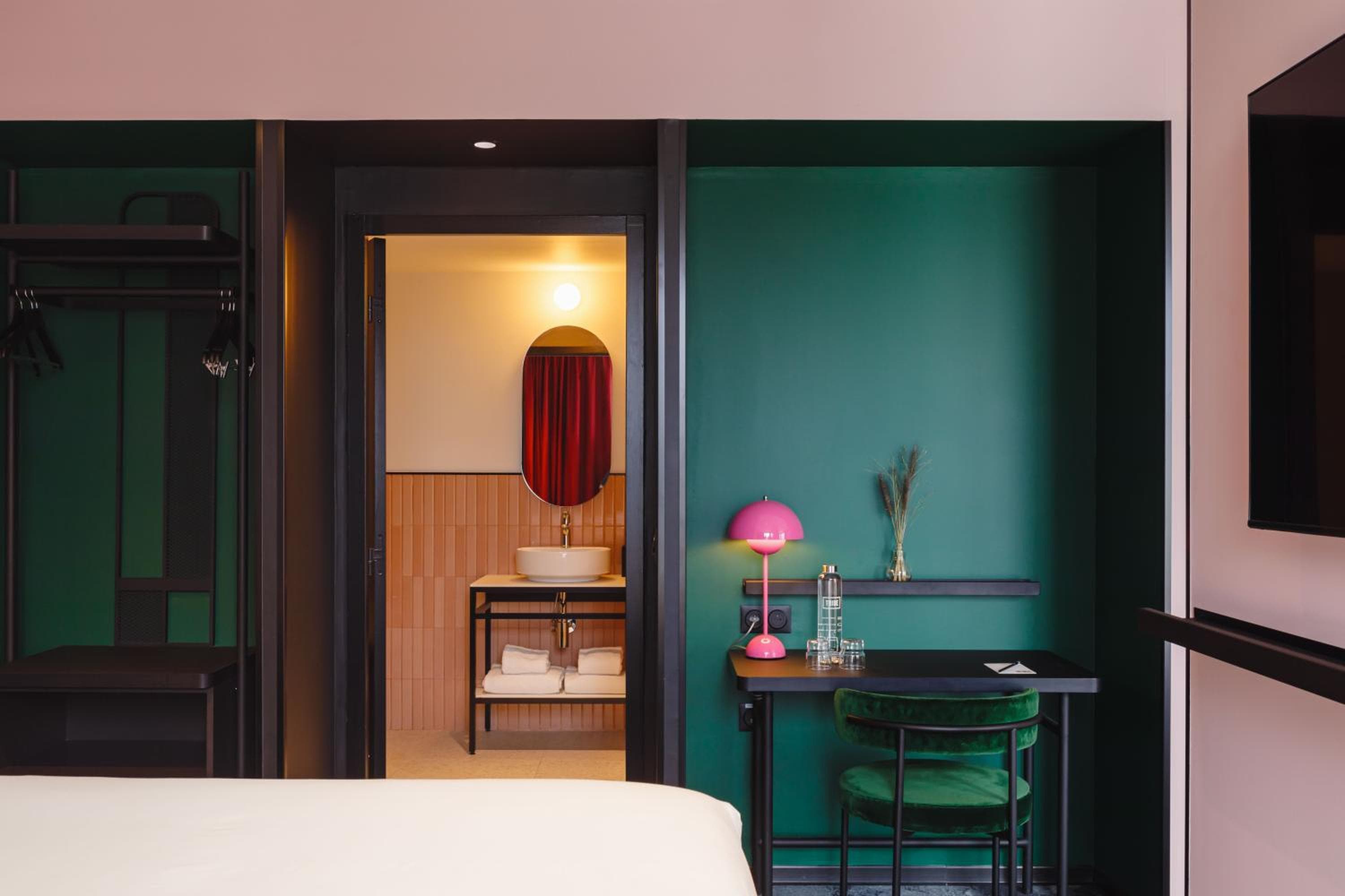 TRIBE Lyon Croix Rousse