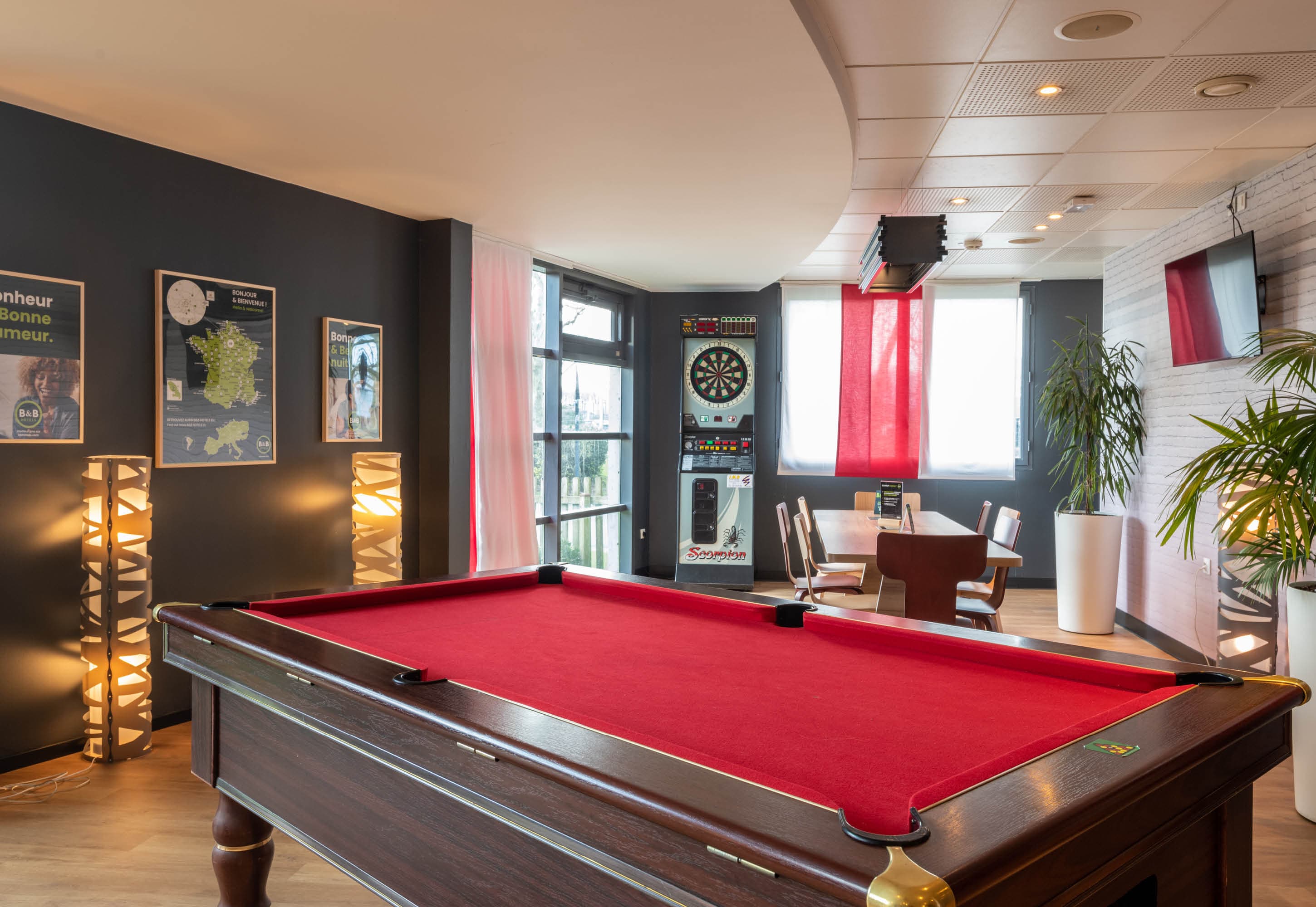 B&B Calais Terminal Cité de l'Europe 3 étoiles