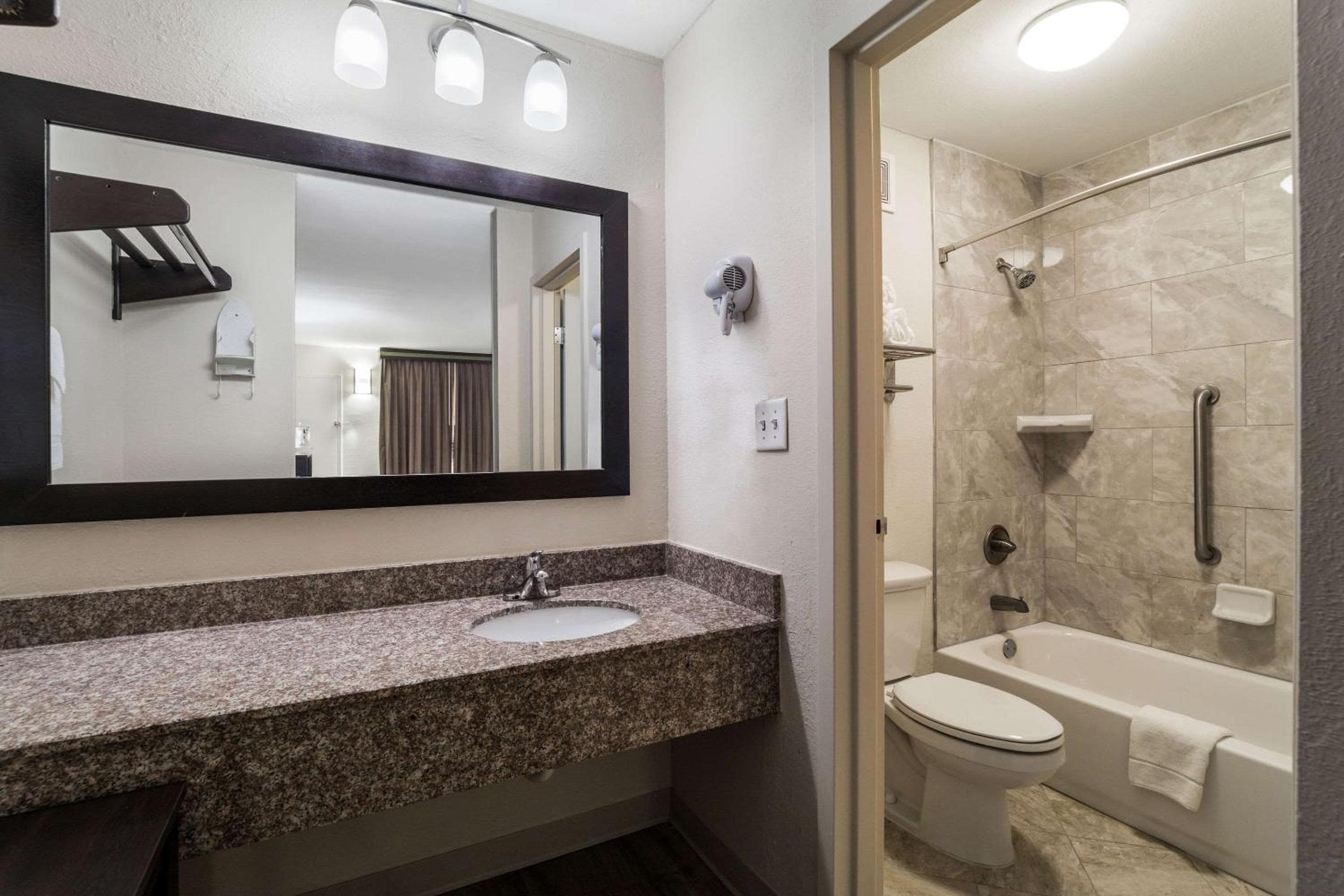 Quality Inn Coliseum North Charleston