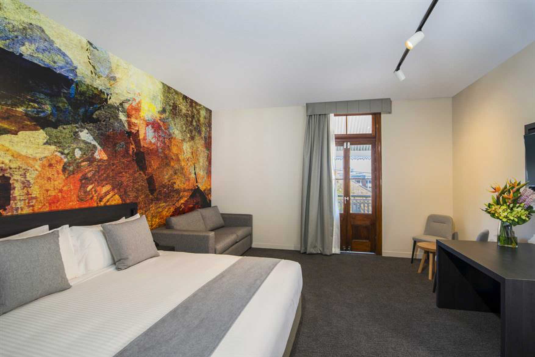 Kennigo Hotel Brisbane, Independent Collection by EVT