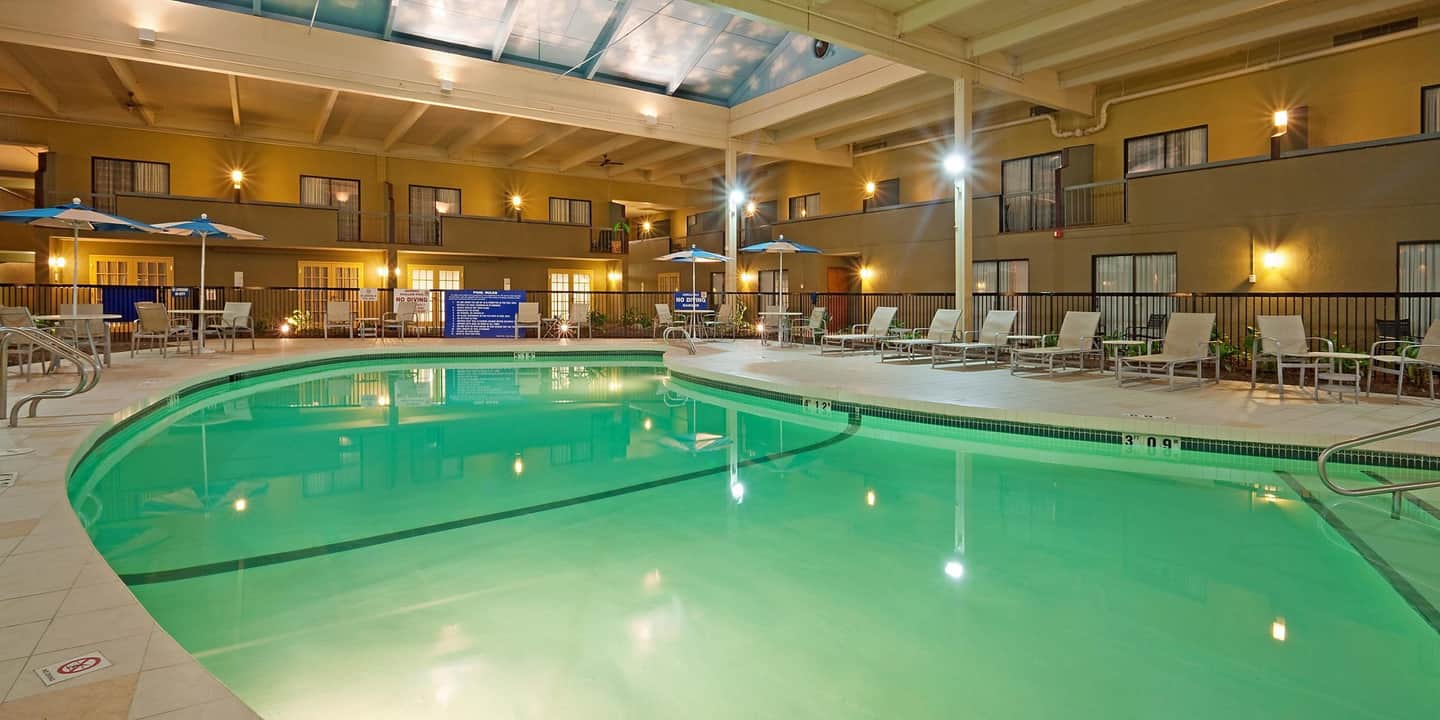 enVision Hotel & Conference Center Mansfield-Foxboro
