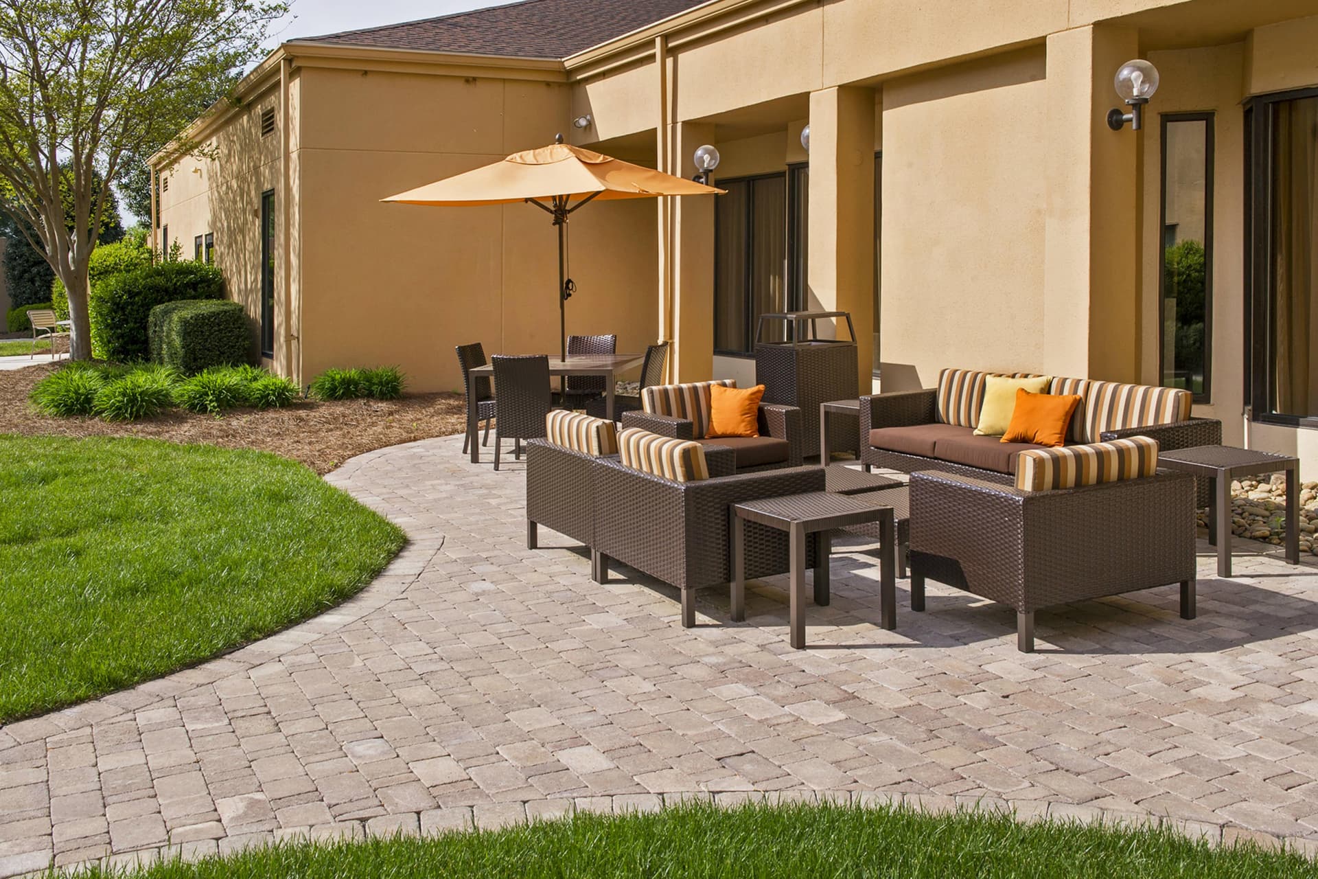 Sonesta Select Charlotte University Research Park