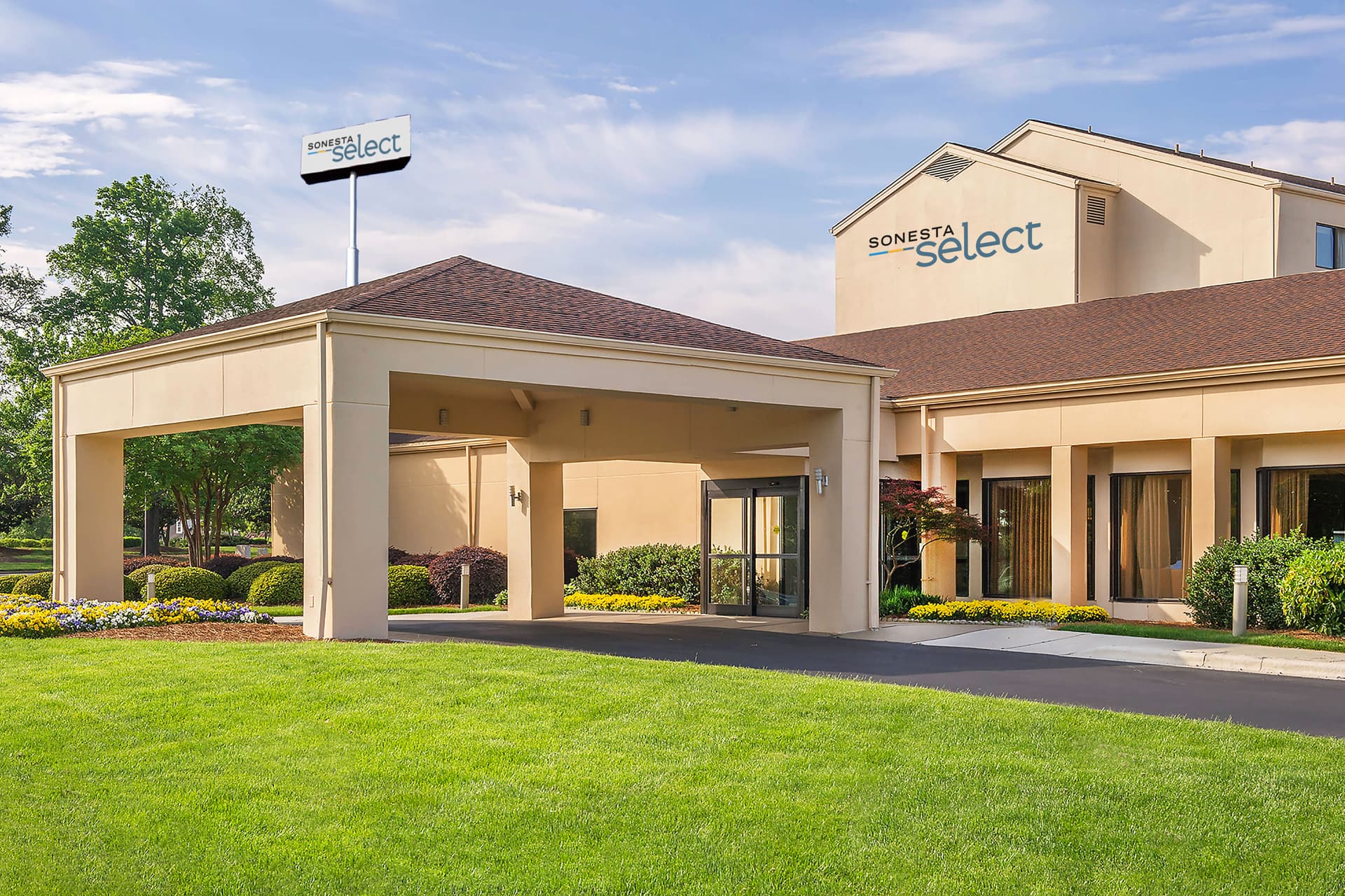 Sonesta Select Charlotte University Research Park
