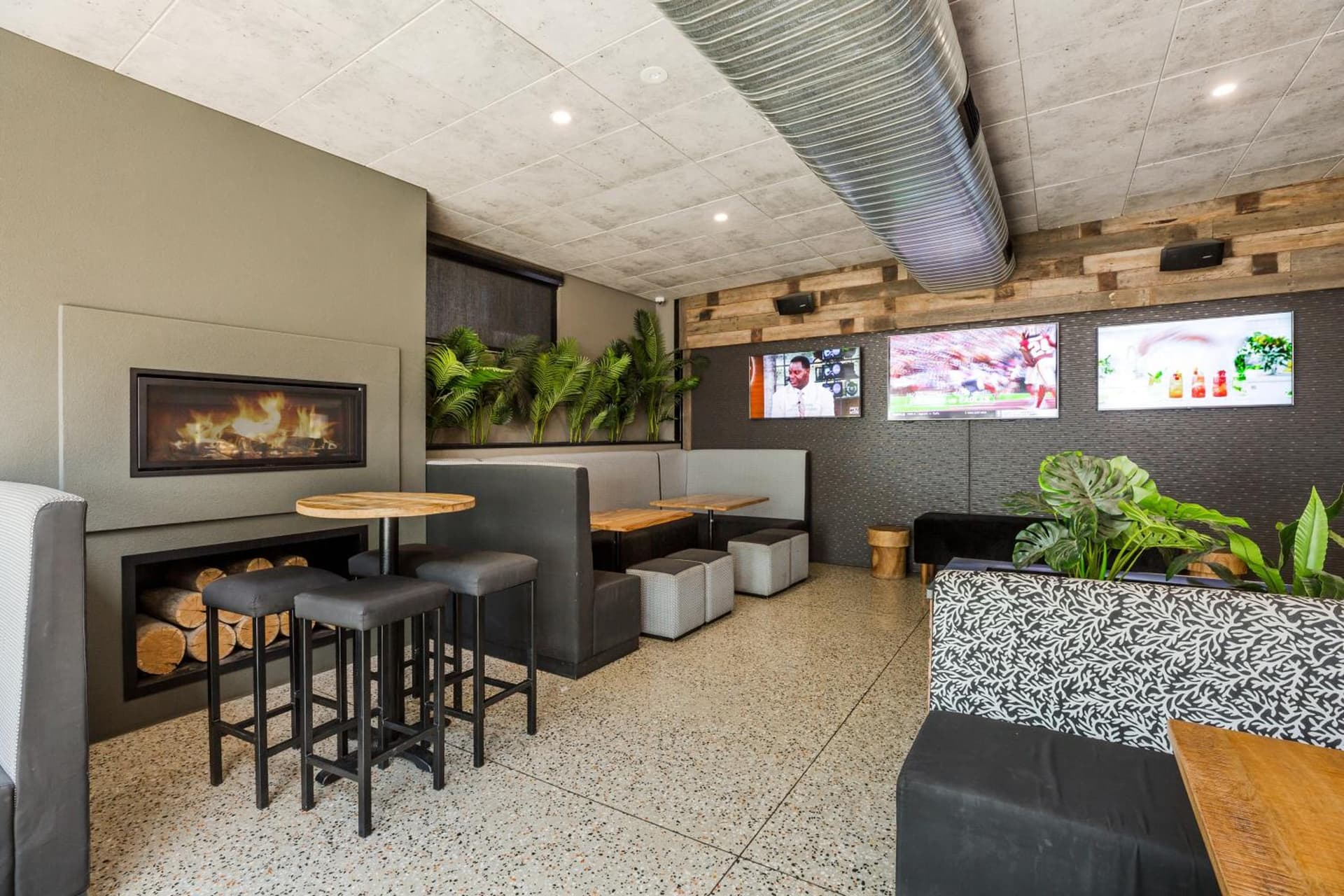 National Hotel Complex Bendigo