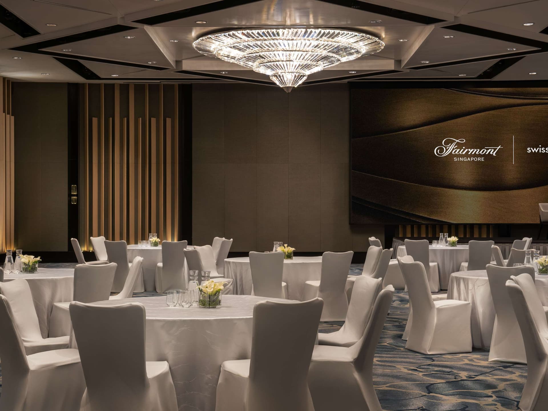 Swissôtel The Stamford Singapore