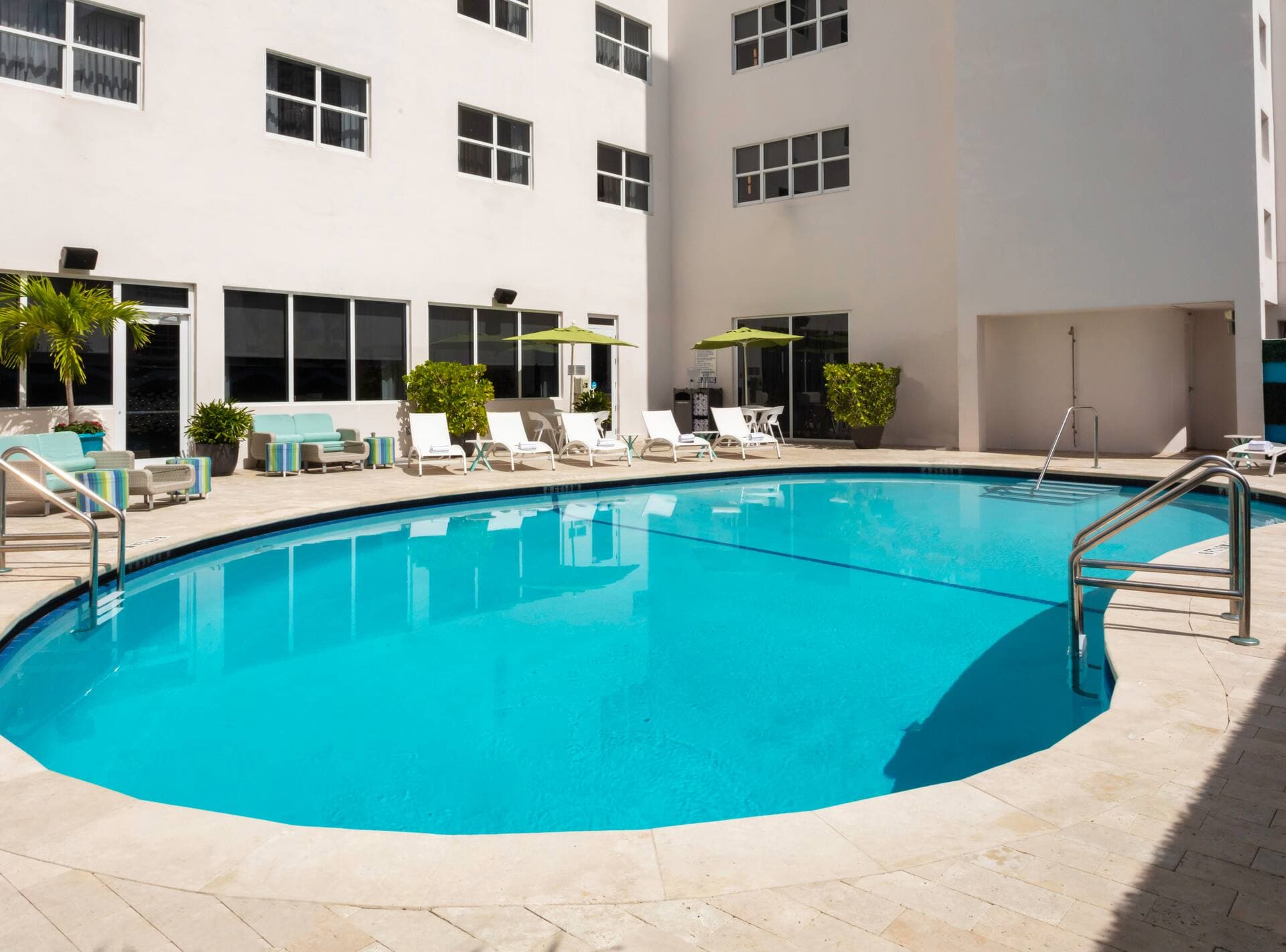 Hotel Continental Miami Beach, Tapestry Collection by Hilton