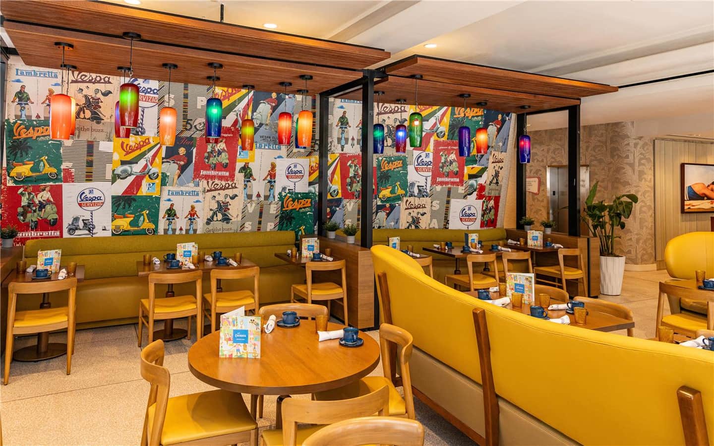 Hotel Continental Miami Beach, Tapestry Collection by Hilton