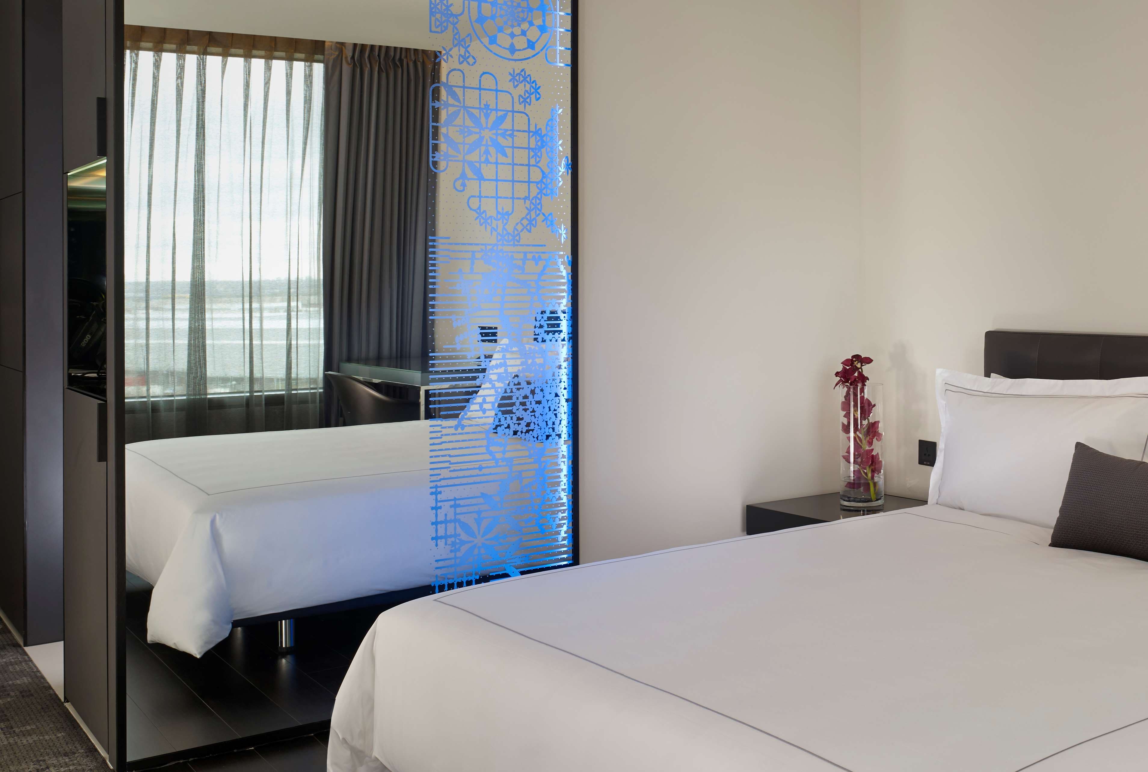 Park Plaza London, Park Royal