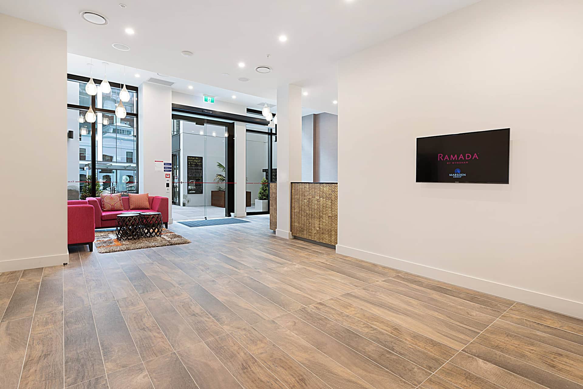 Ramada Suites Victoria Street West