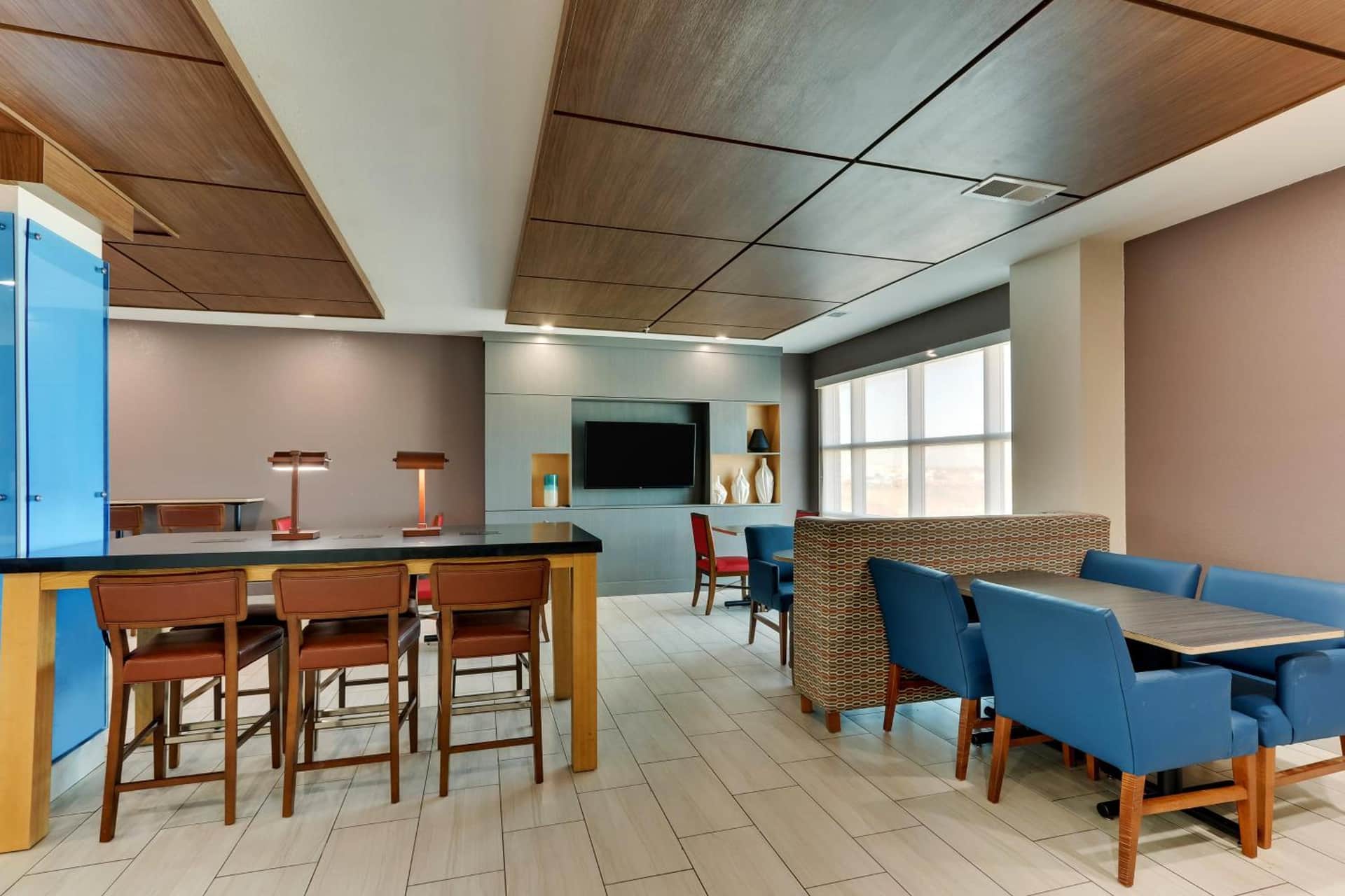 Holiday Inn Express Lake Worth NW Loop 820 by IHG