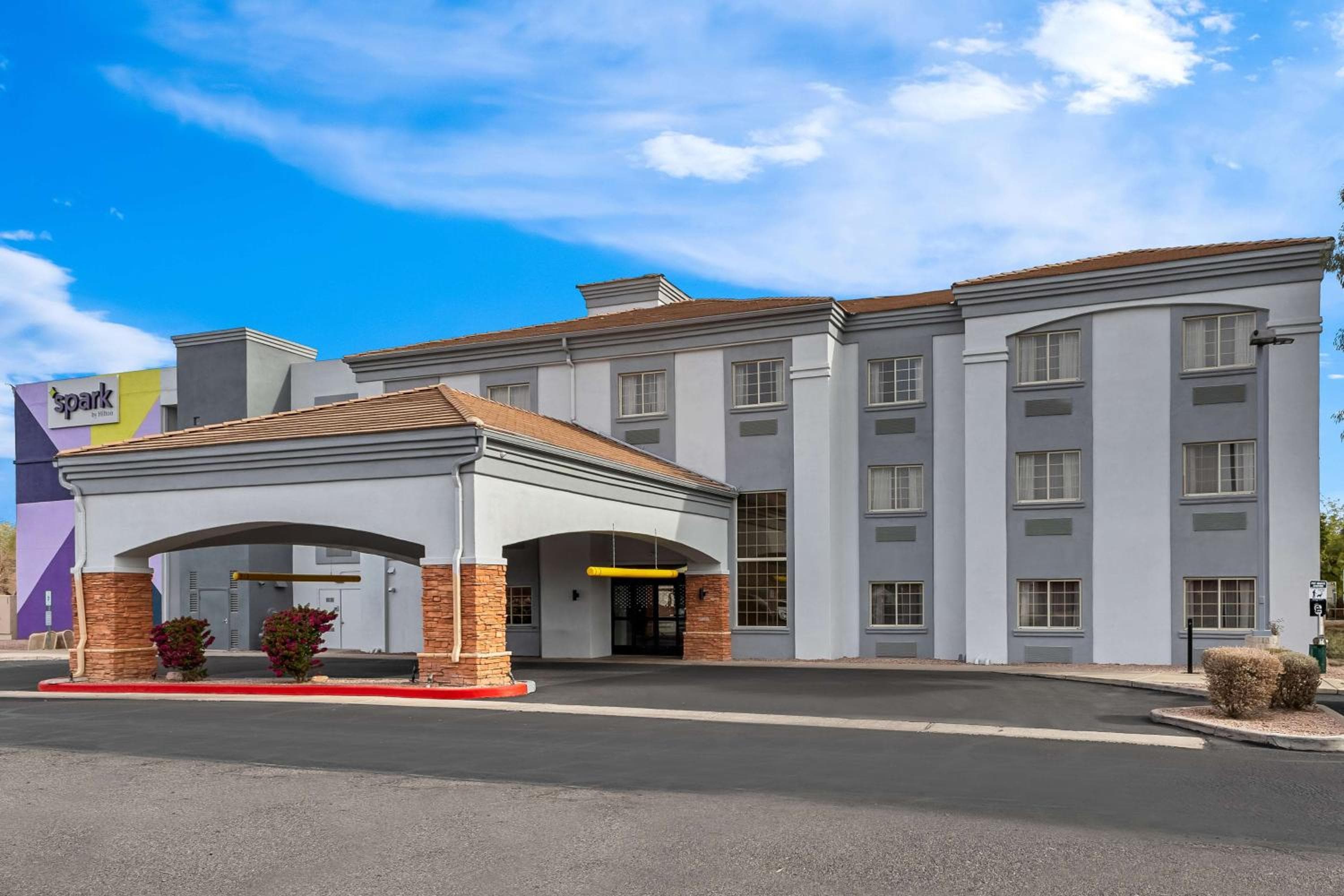 Spark by Hilton Glendale Peoria Phoenix North