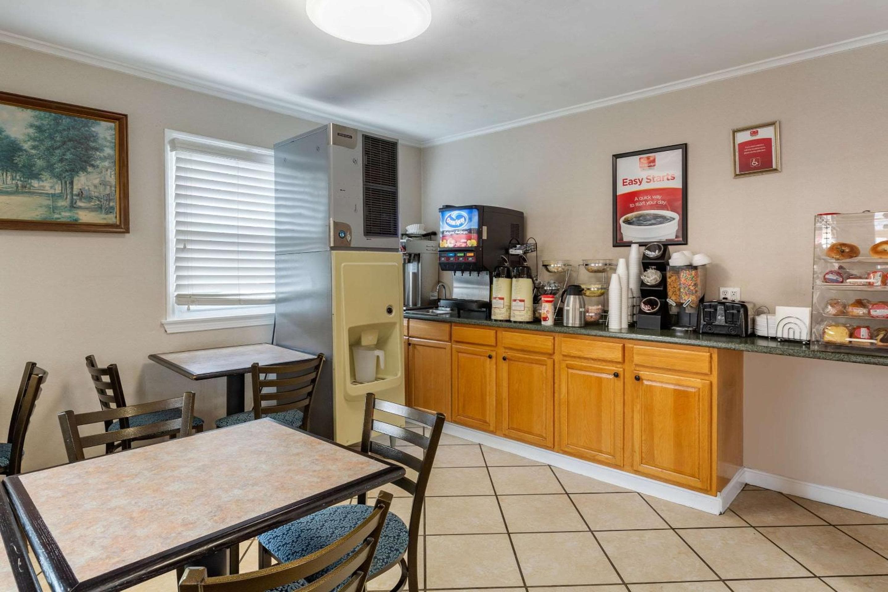 Econo Lodge Sturbridge Route 20