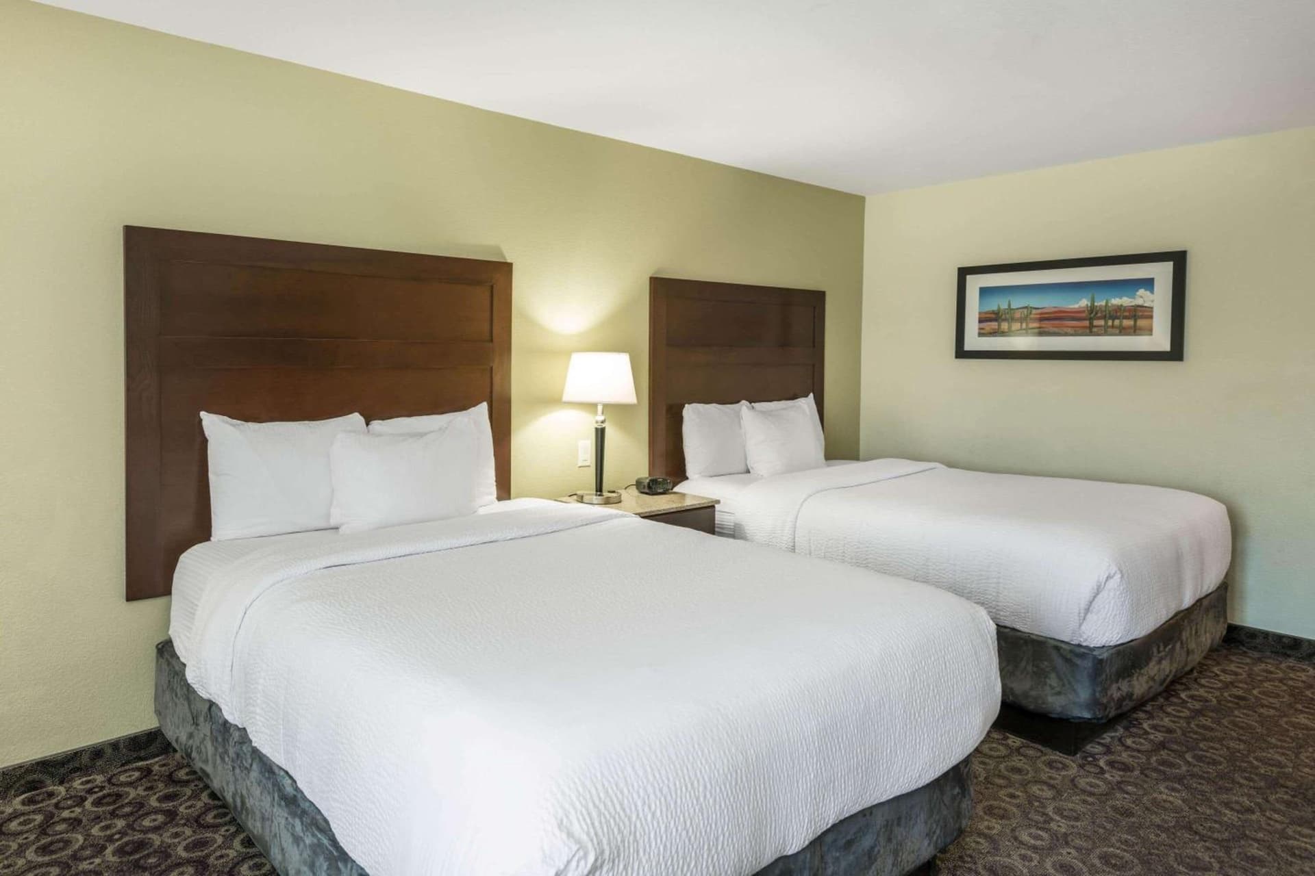 La Quinta Inn & Suites by Wyndham Las Vegas Airport South