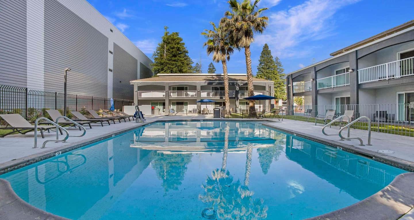 SureStay Plus by Best Western Sacramento North