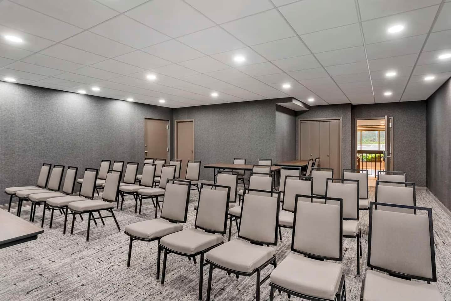 Best Western Plus Heritage Rail Inn & Suites