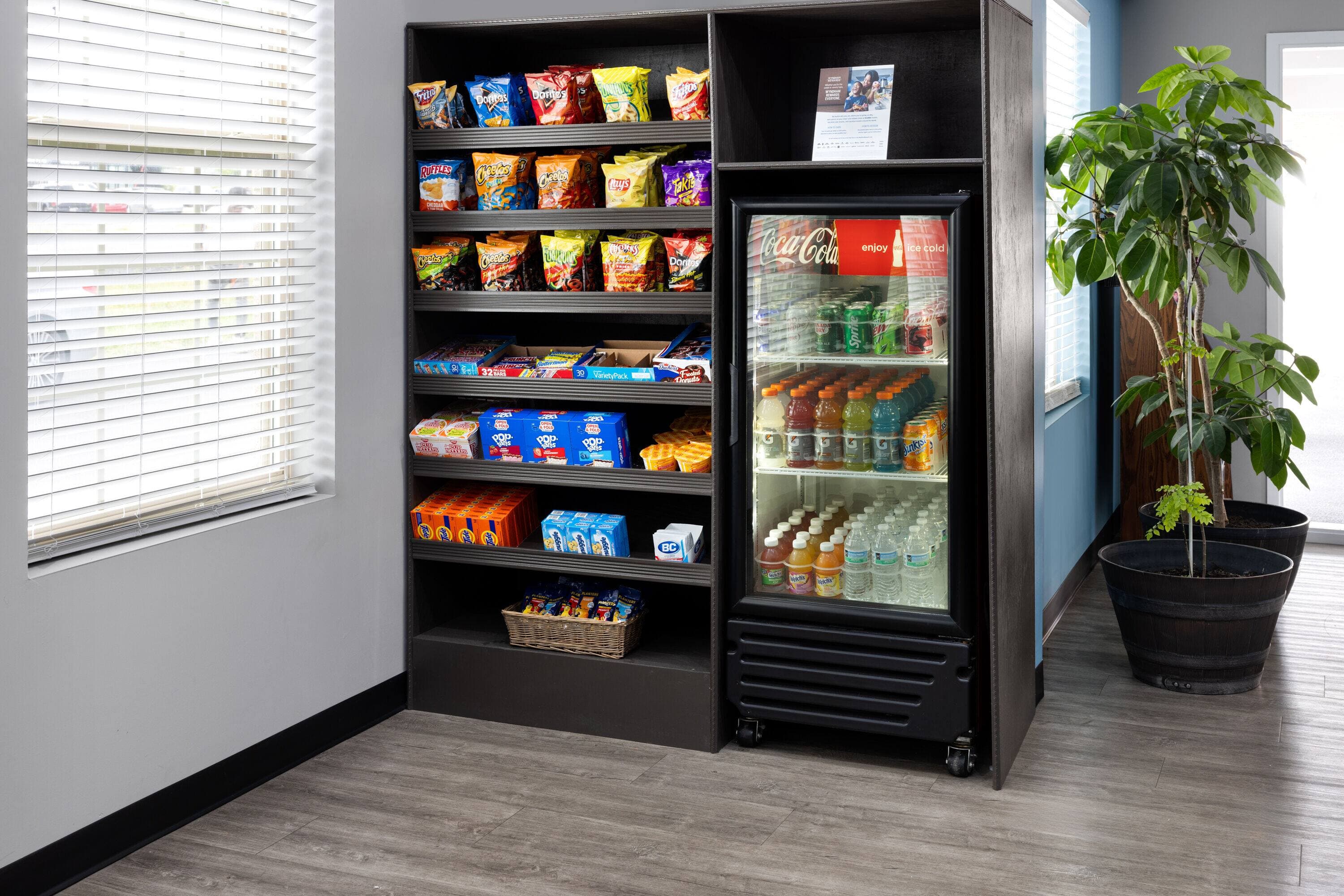 Days Inn by Wyndham Frederick