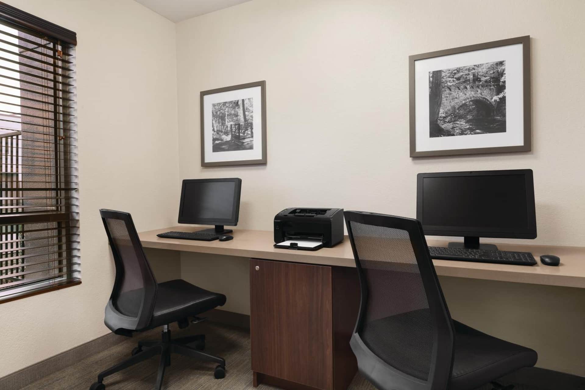 Country Inn & Suites by Radisson Seattle-Bothell