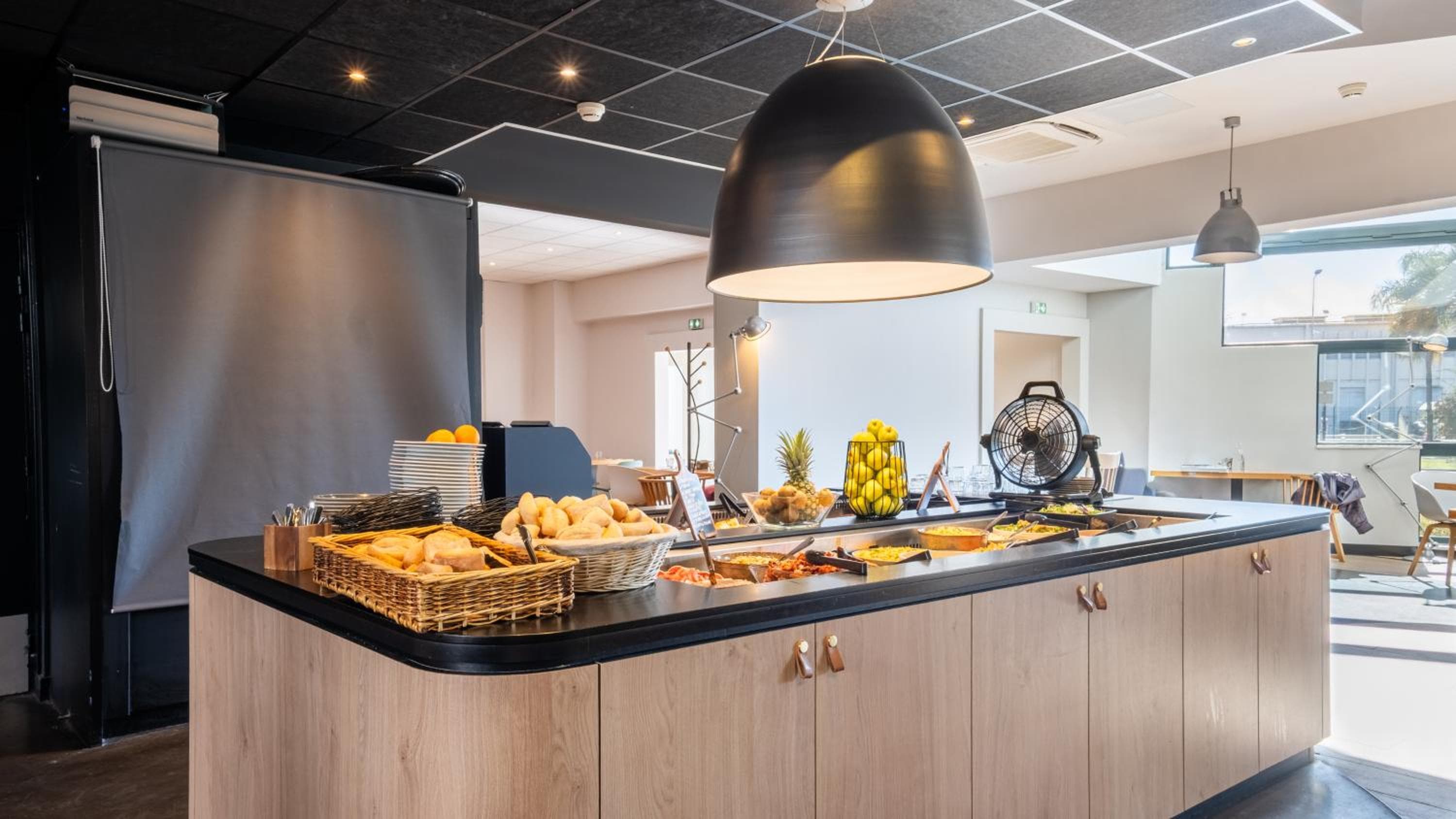 CAMPANILE PRIME NICE AEROPORT