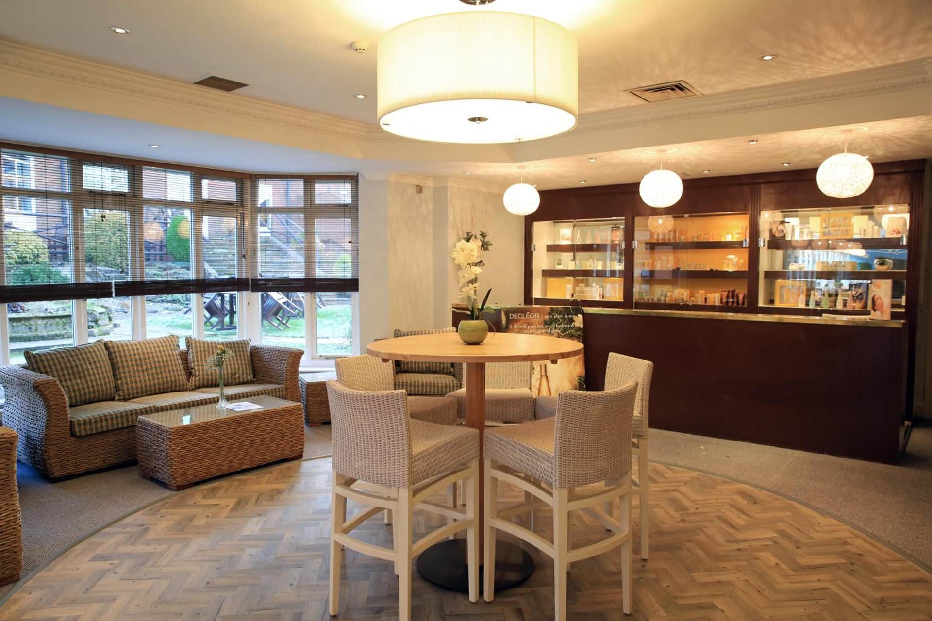 Hogs Back Hotel & Spa Nr Farnham