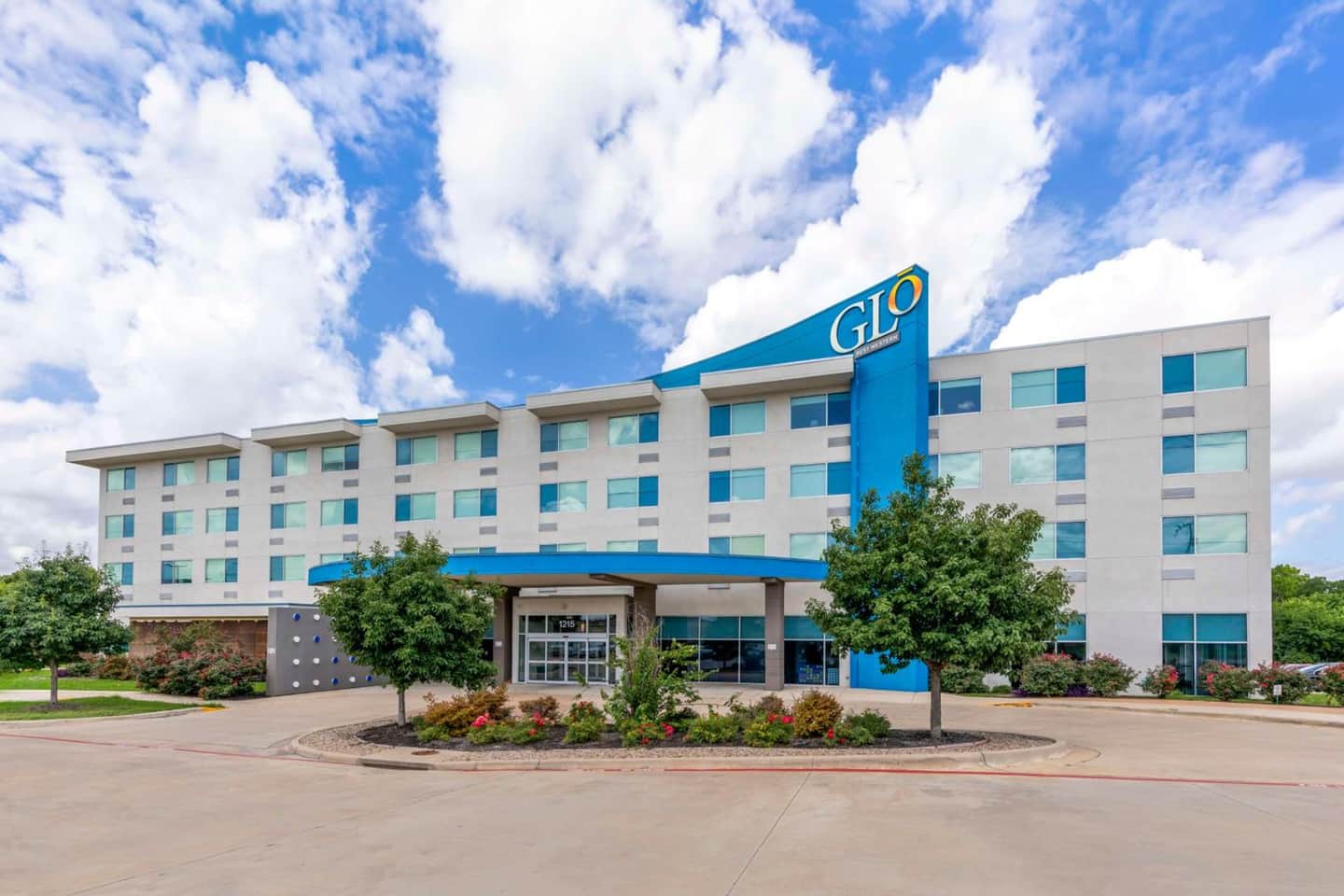 GLō Best Western Dallas South DeSoto