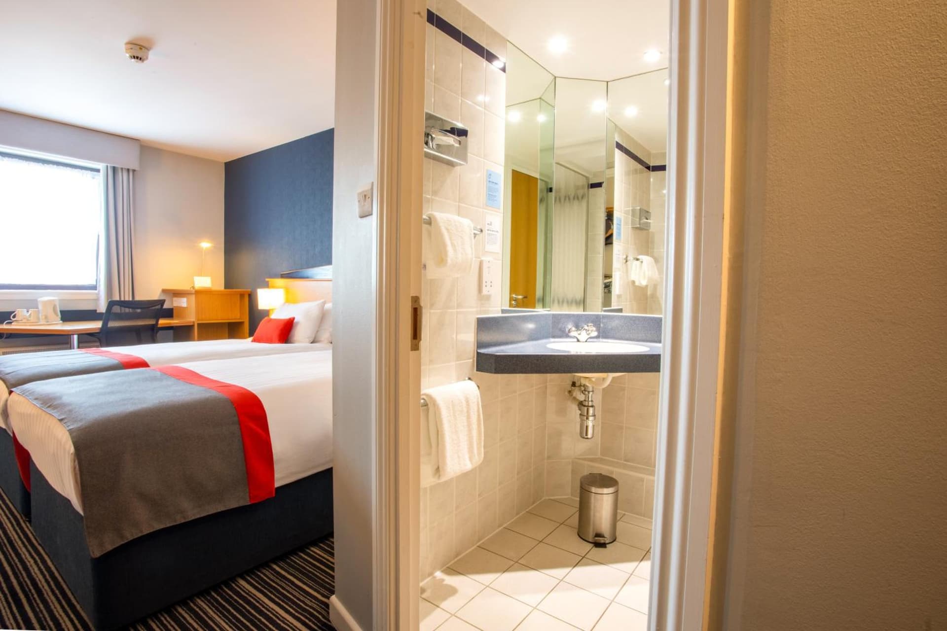 Holiday Inn Express - Perth