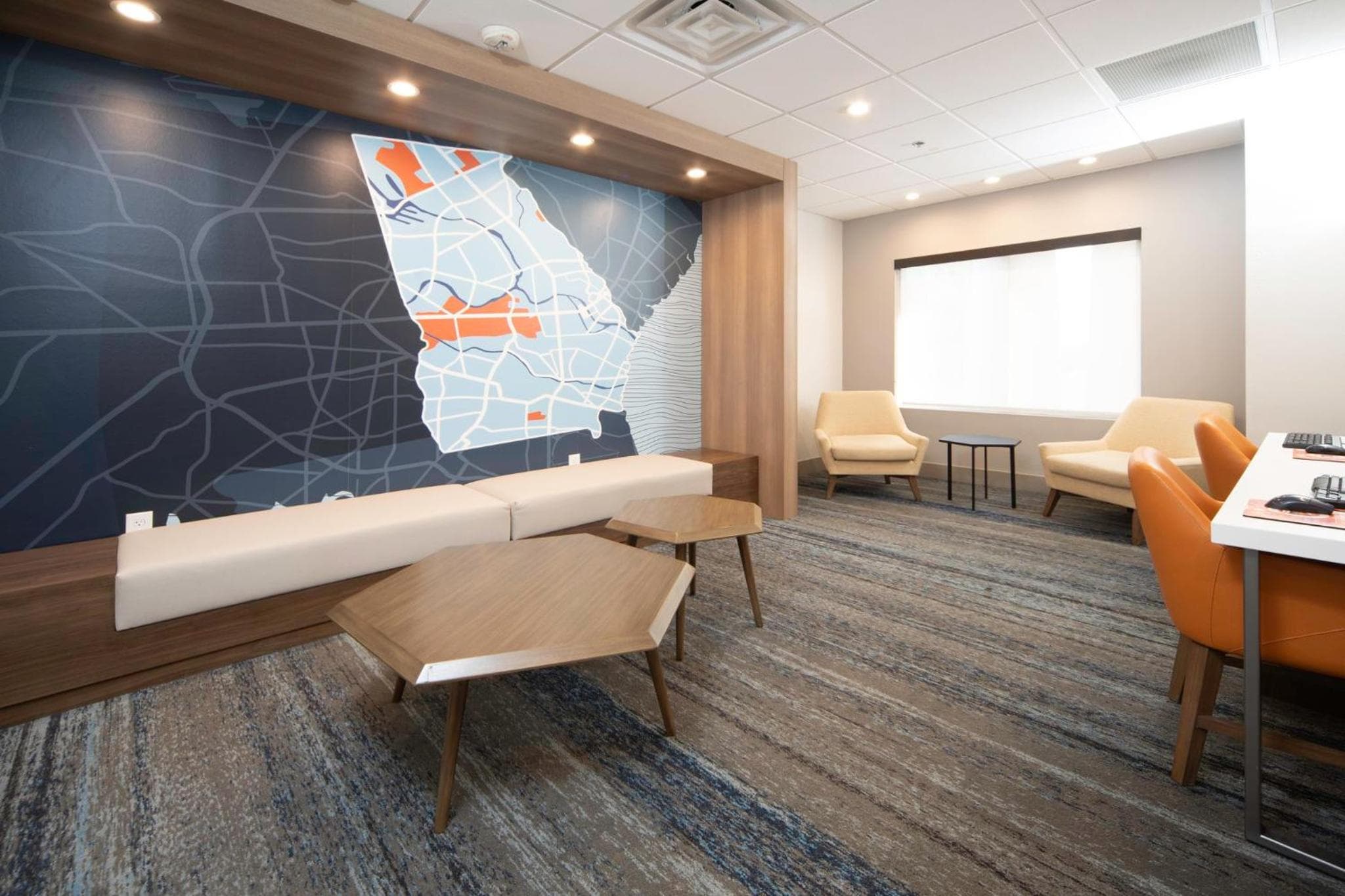 Holiday Inn Express and Suites Atlanta-Johns Creek by IHG