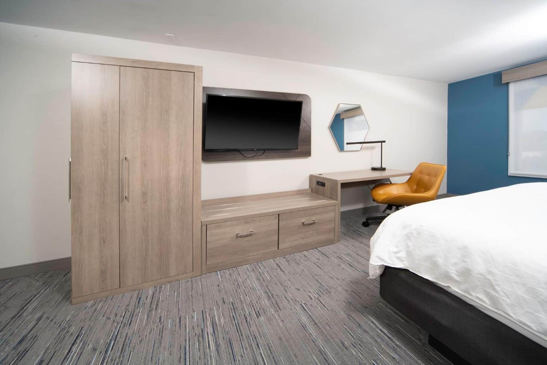 Holiday Inn Express and Suites Atlanta-Johns Creek by IHG