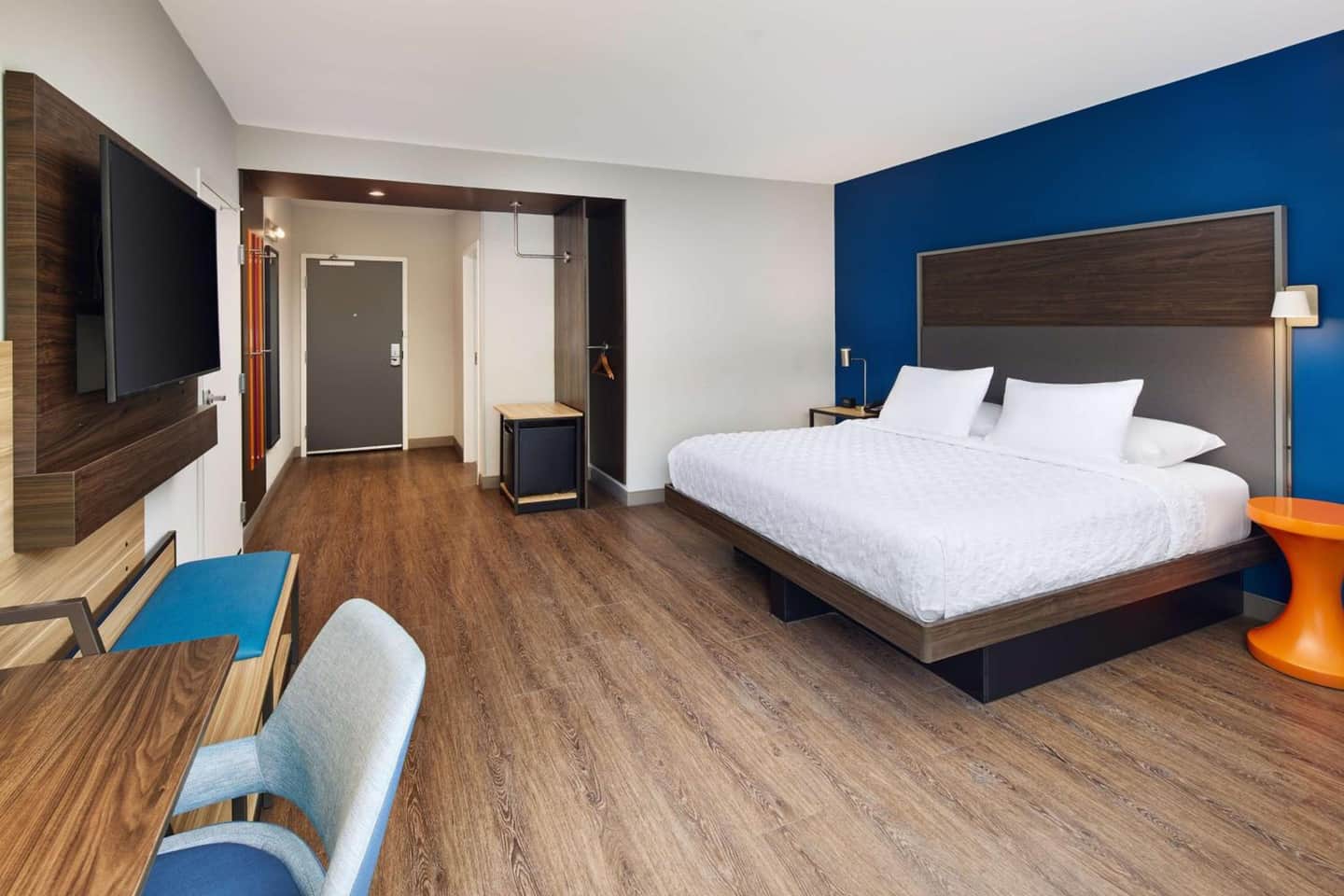Tru by Hilton Atlanta Northlake Parkway