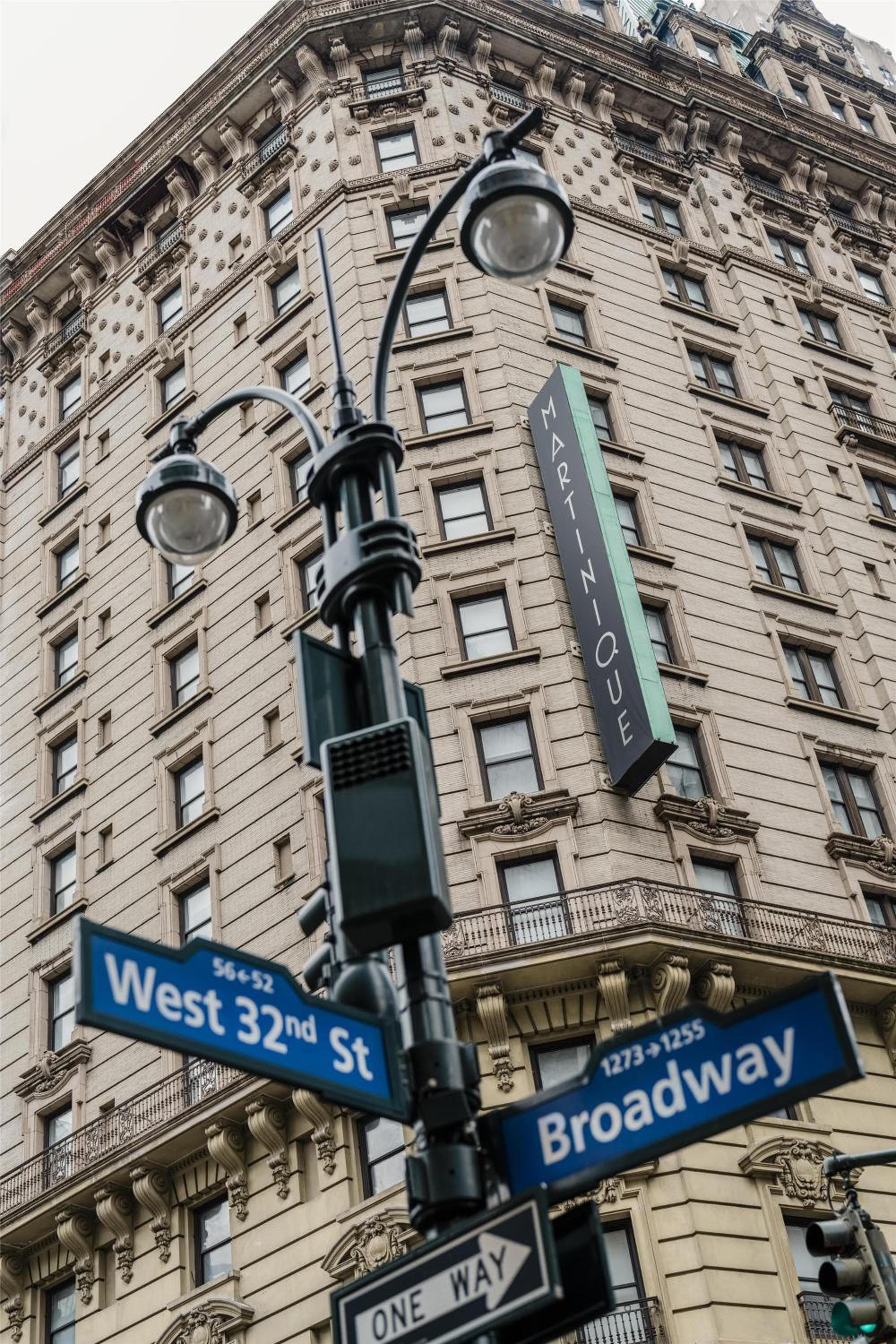 Renaissance Chicago O'Hare Suites Hotel