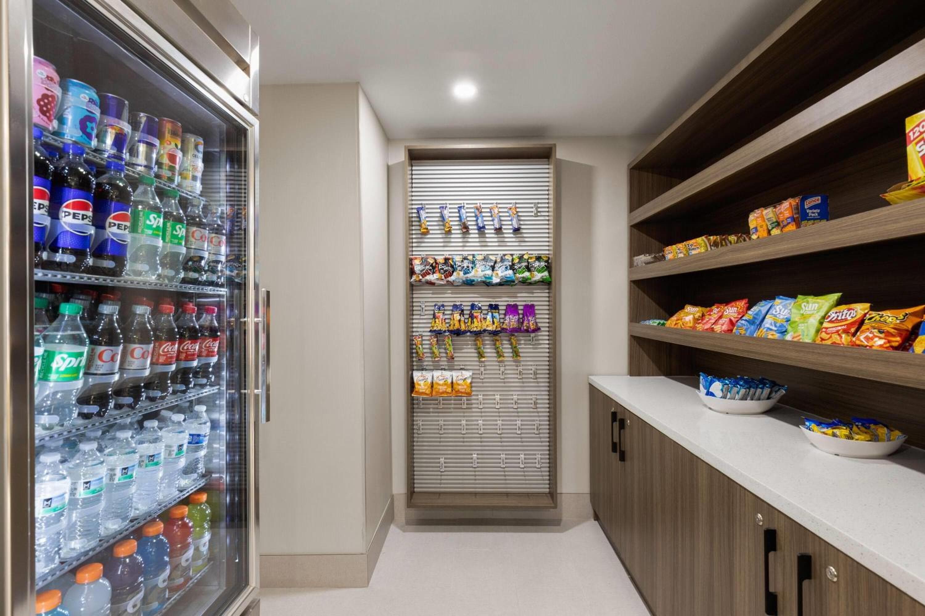 La Quinta Inn & Suites by Wyndham Atlanta Roswell