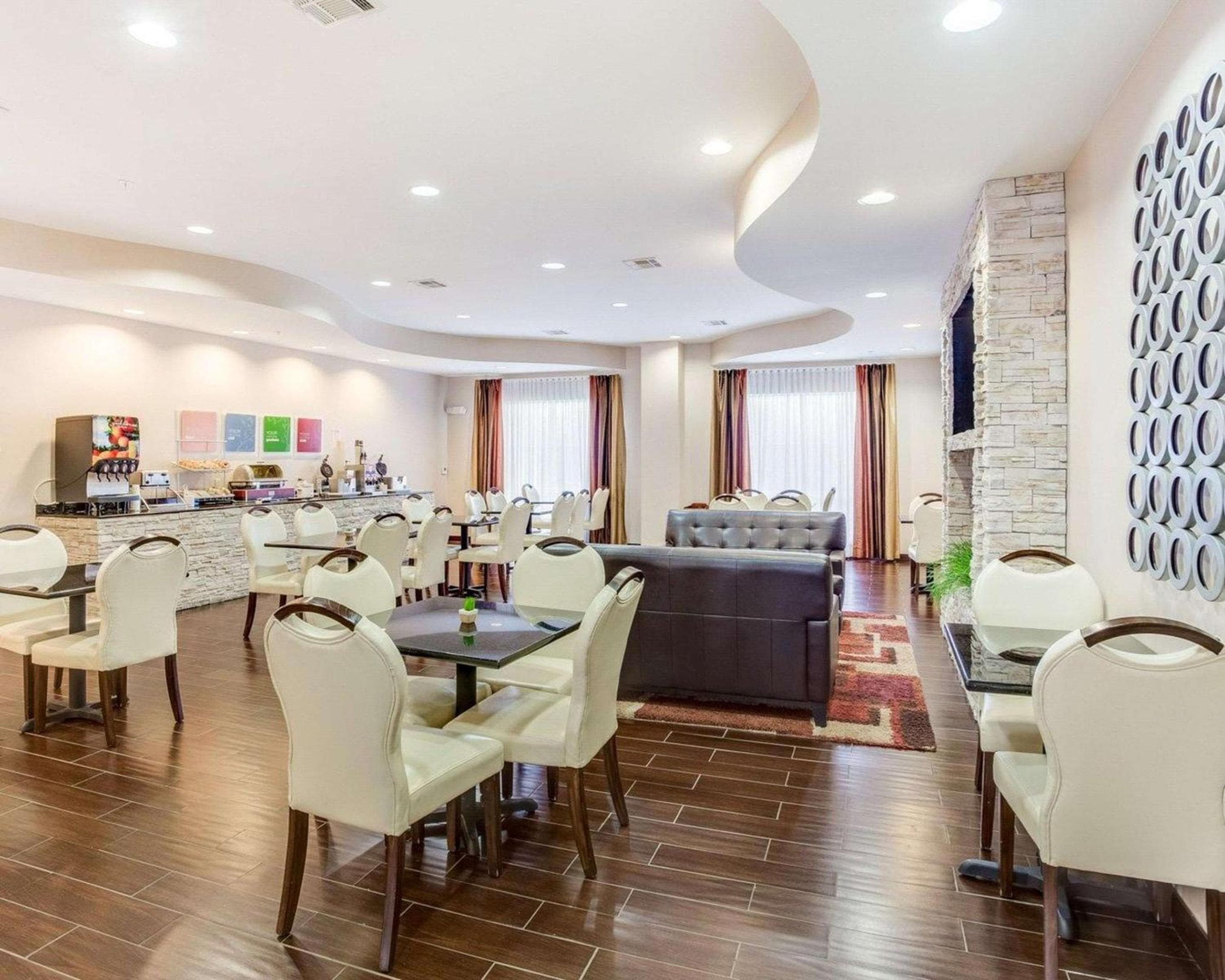 Comfort Suites Mandeville - Covington