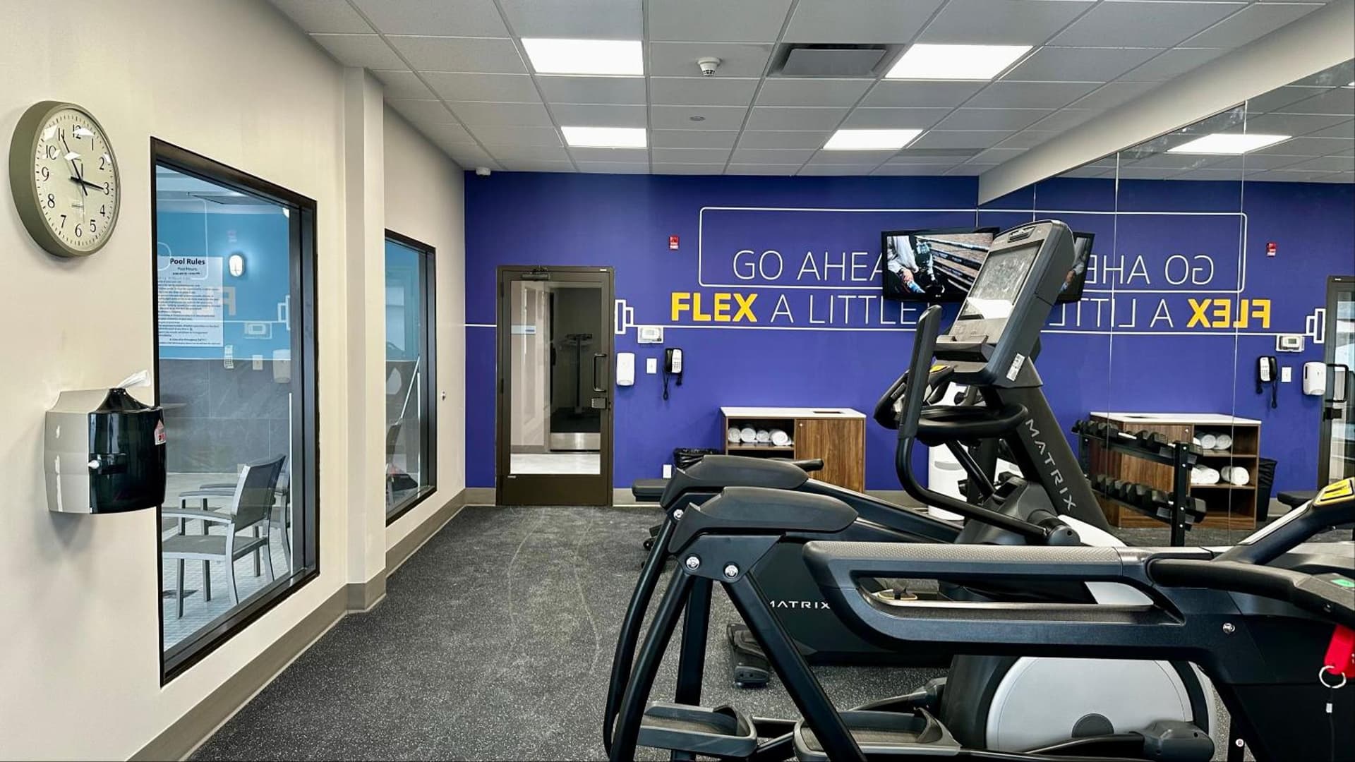 Holiday Inn Express & Suites Ottawa West - Nepean by IHG