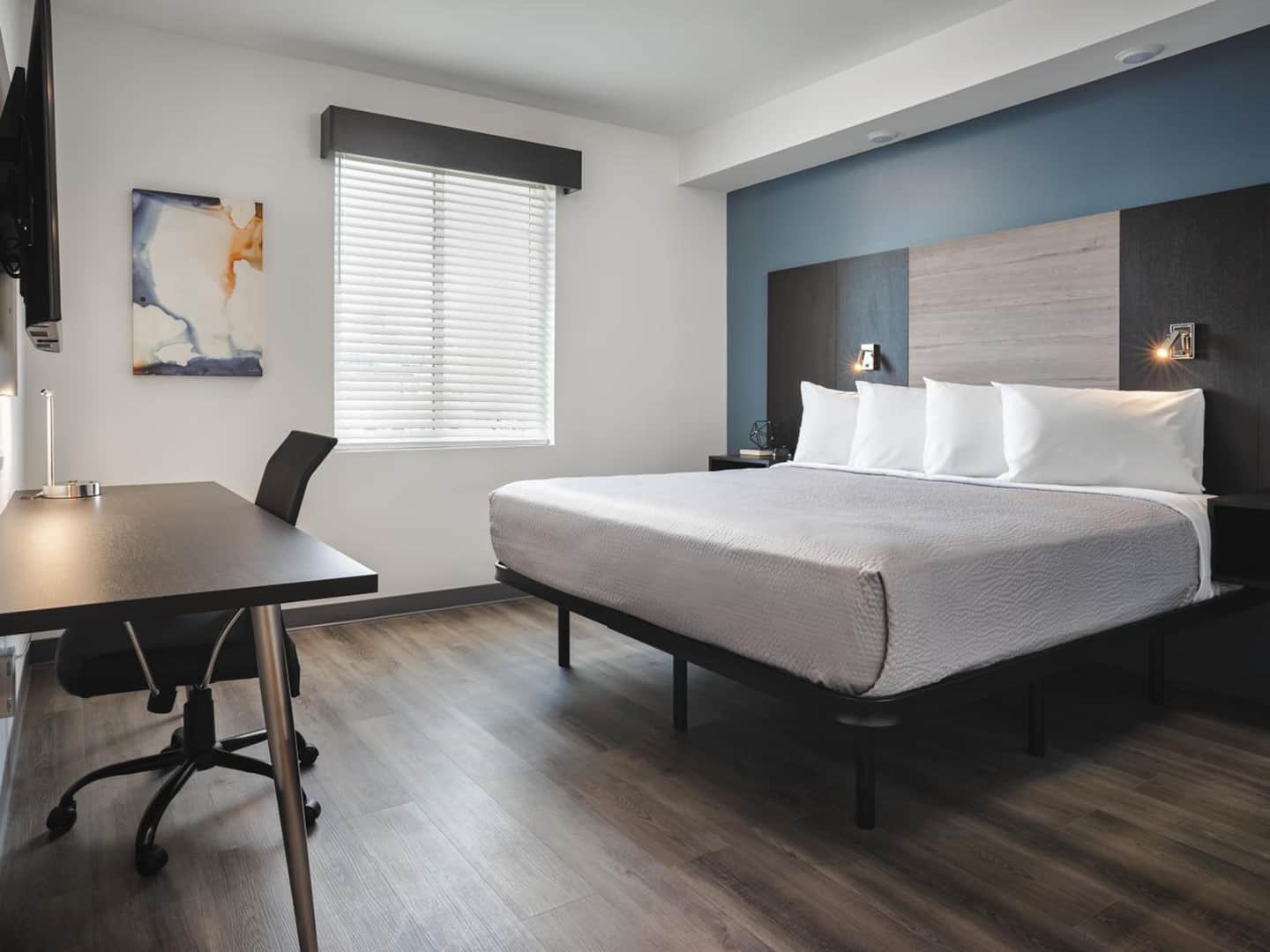 stayAPT Suites Charlotte North