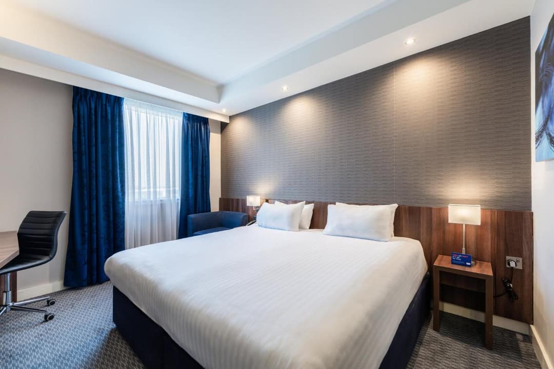 Holiday Inn Express Aberdeen Airport