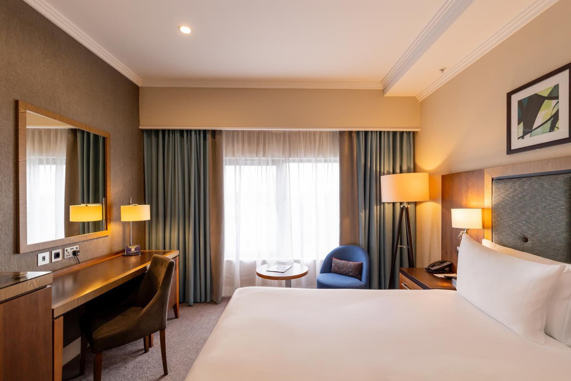 DoubleTree by Hilton London - Victoria
