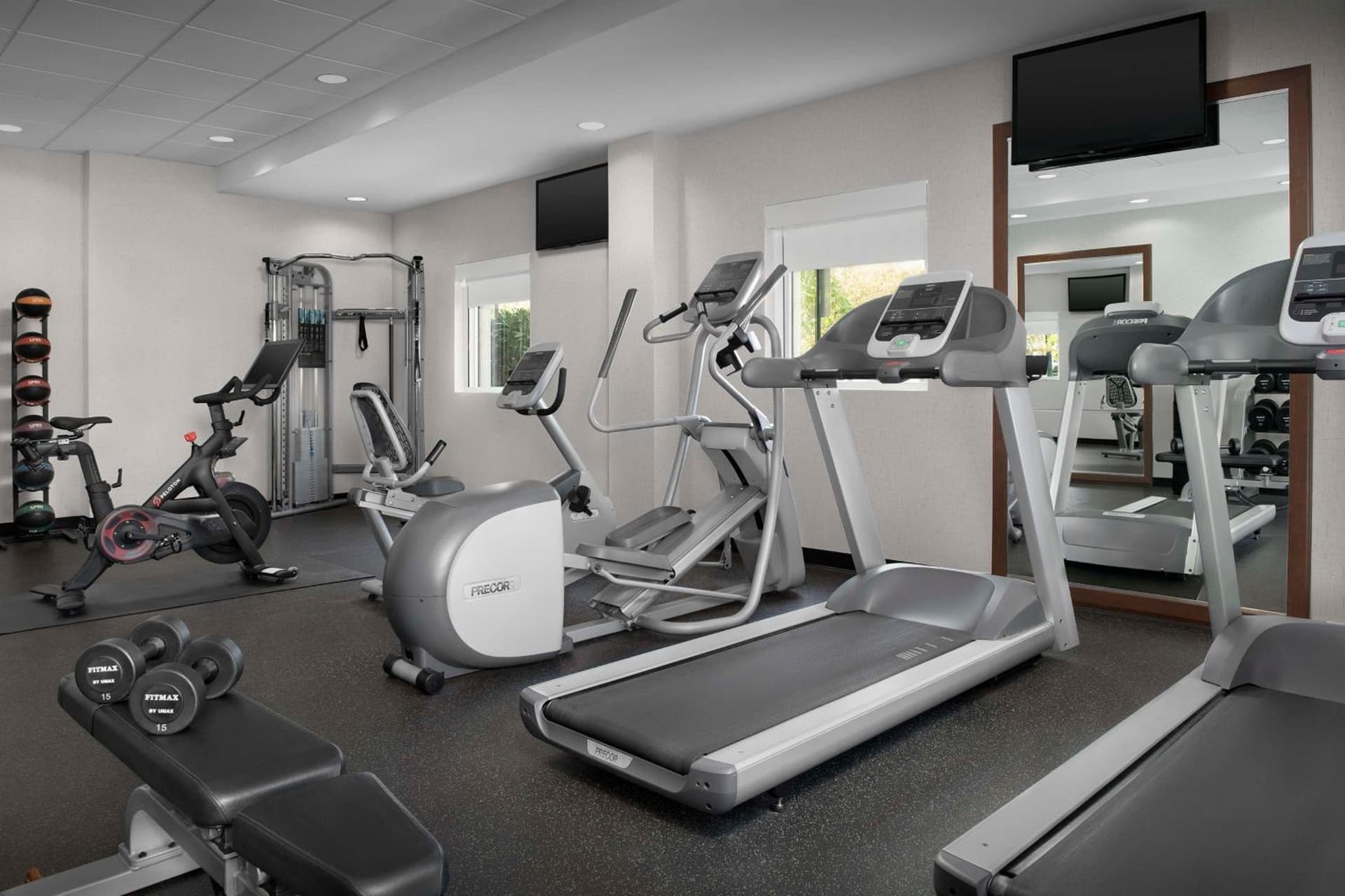 Home2 Suites by Hilton Greensboro Airport, NC