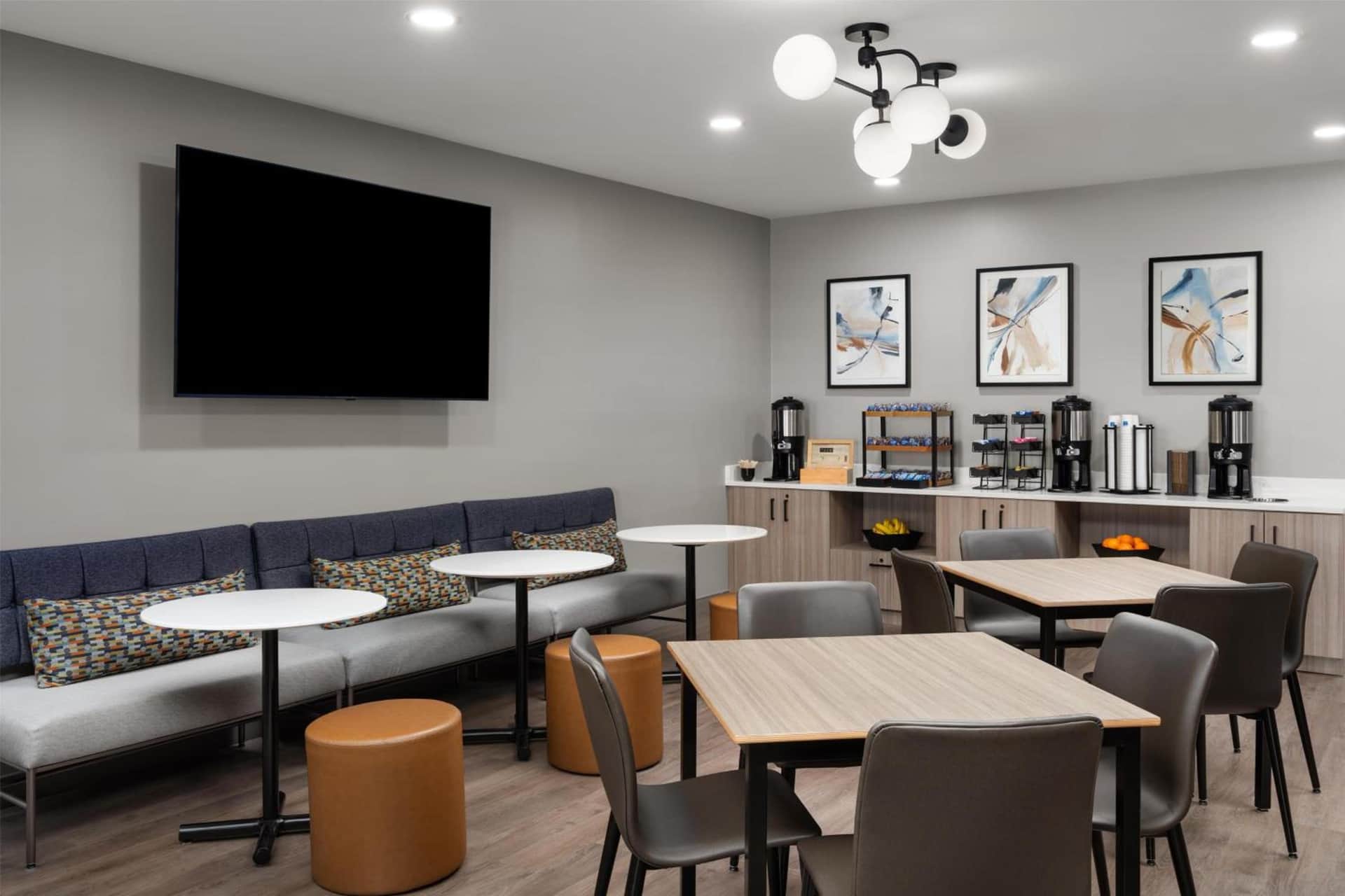 Hyatt Studios Mobile/Tillmans Corner