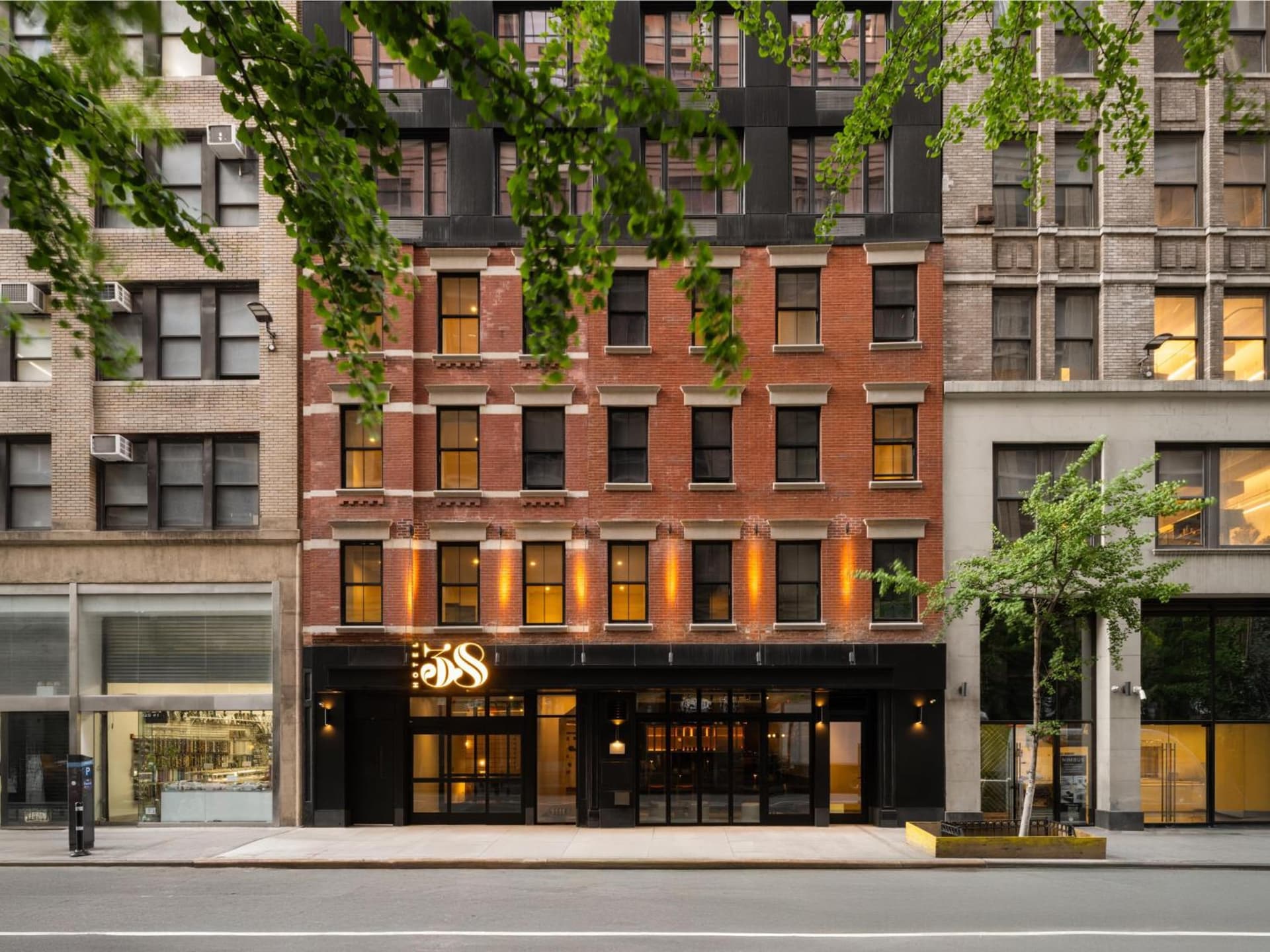 Hotel 38, Tapestry Collection by Hilton