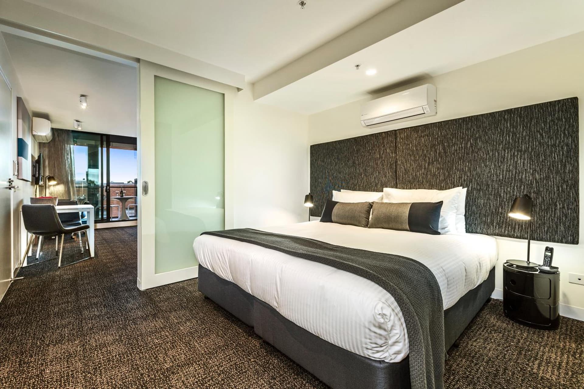 MainStay Suites Abbotsford