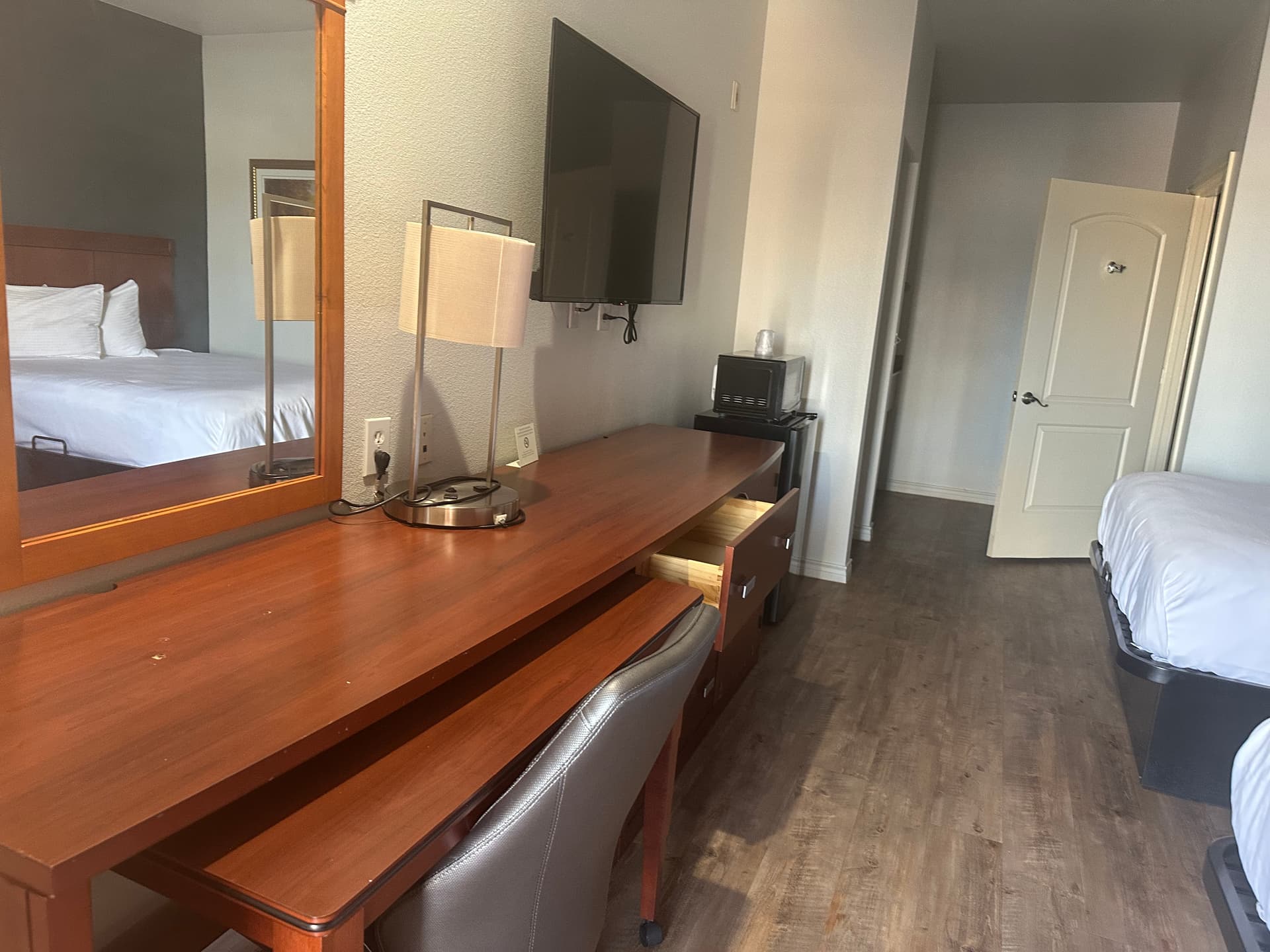 Bestway Inn