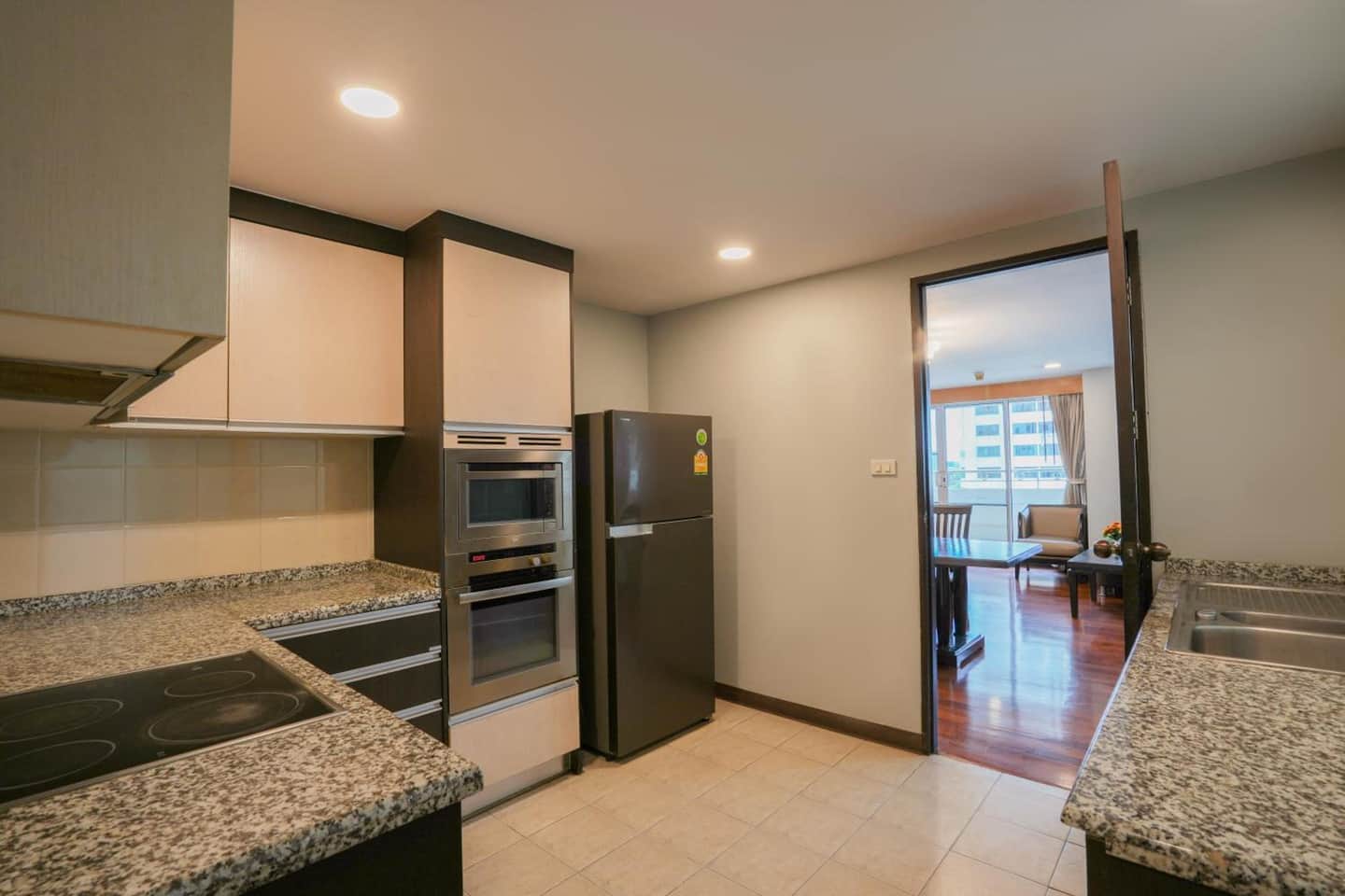 The Mercer Sukhumvit 4