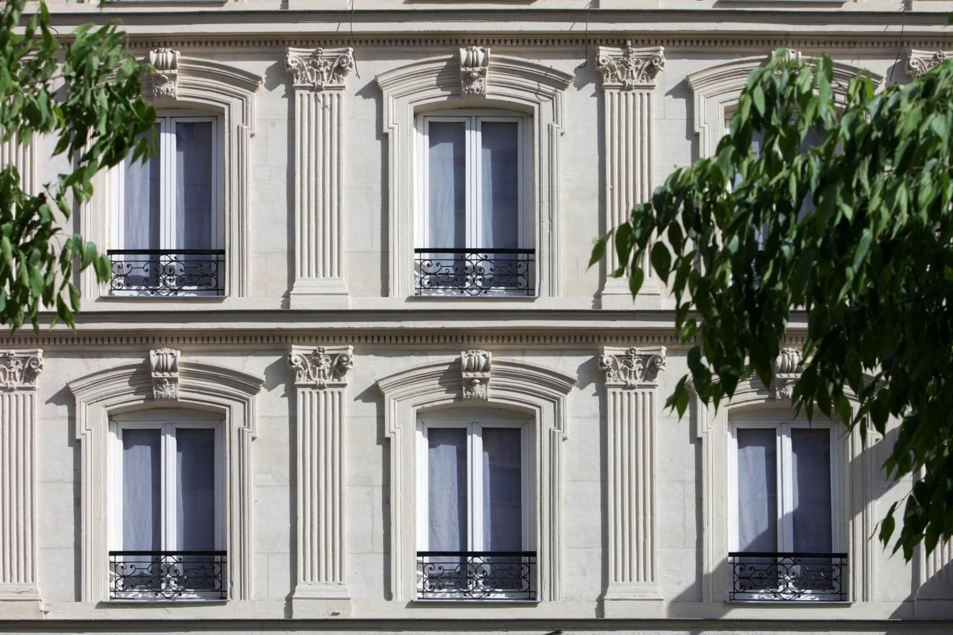 Contact Hôtel Alizé Montmartre