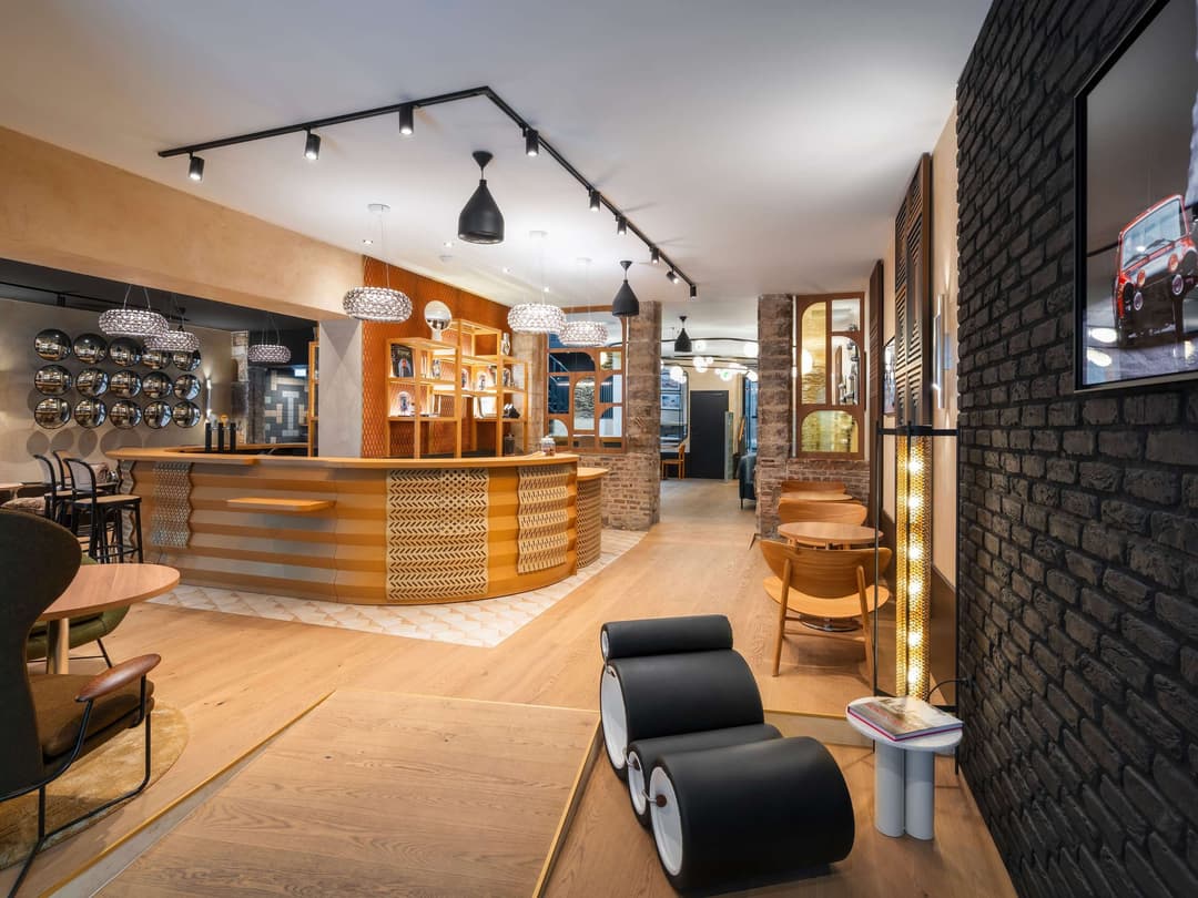 Maison Louise Lille Centre - Handwritten Collection