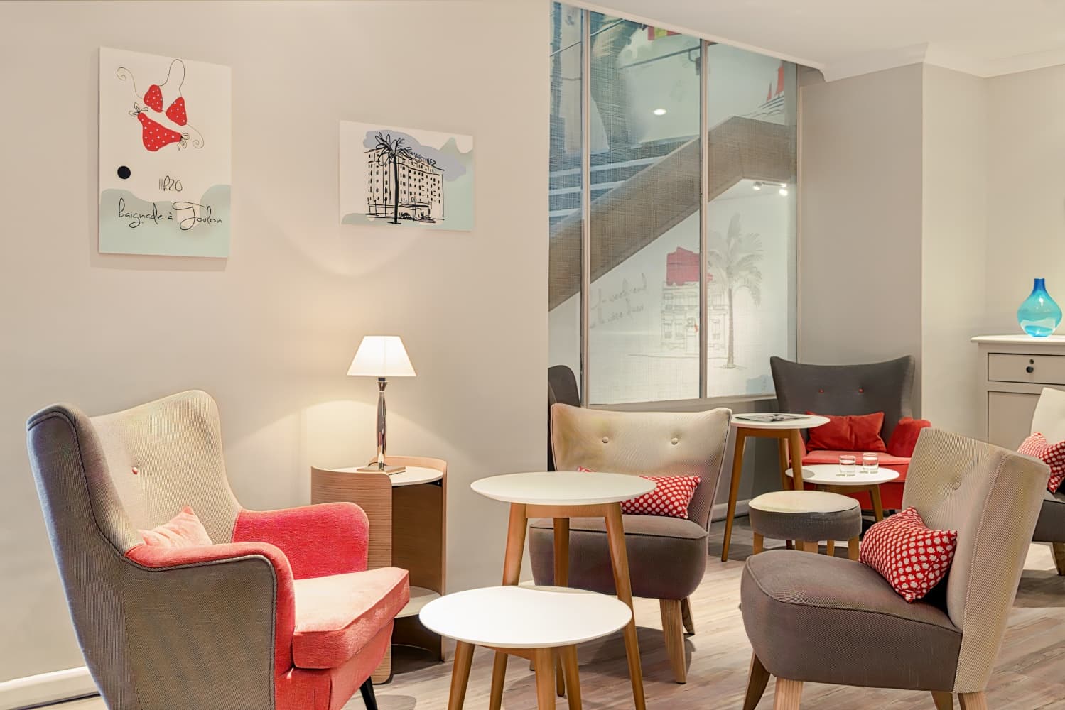 Mercure Nice Marche aux Fleurs Hotel